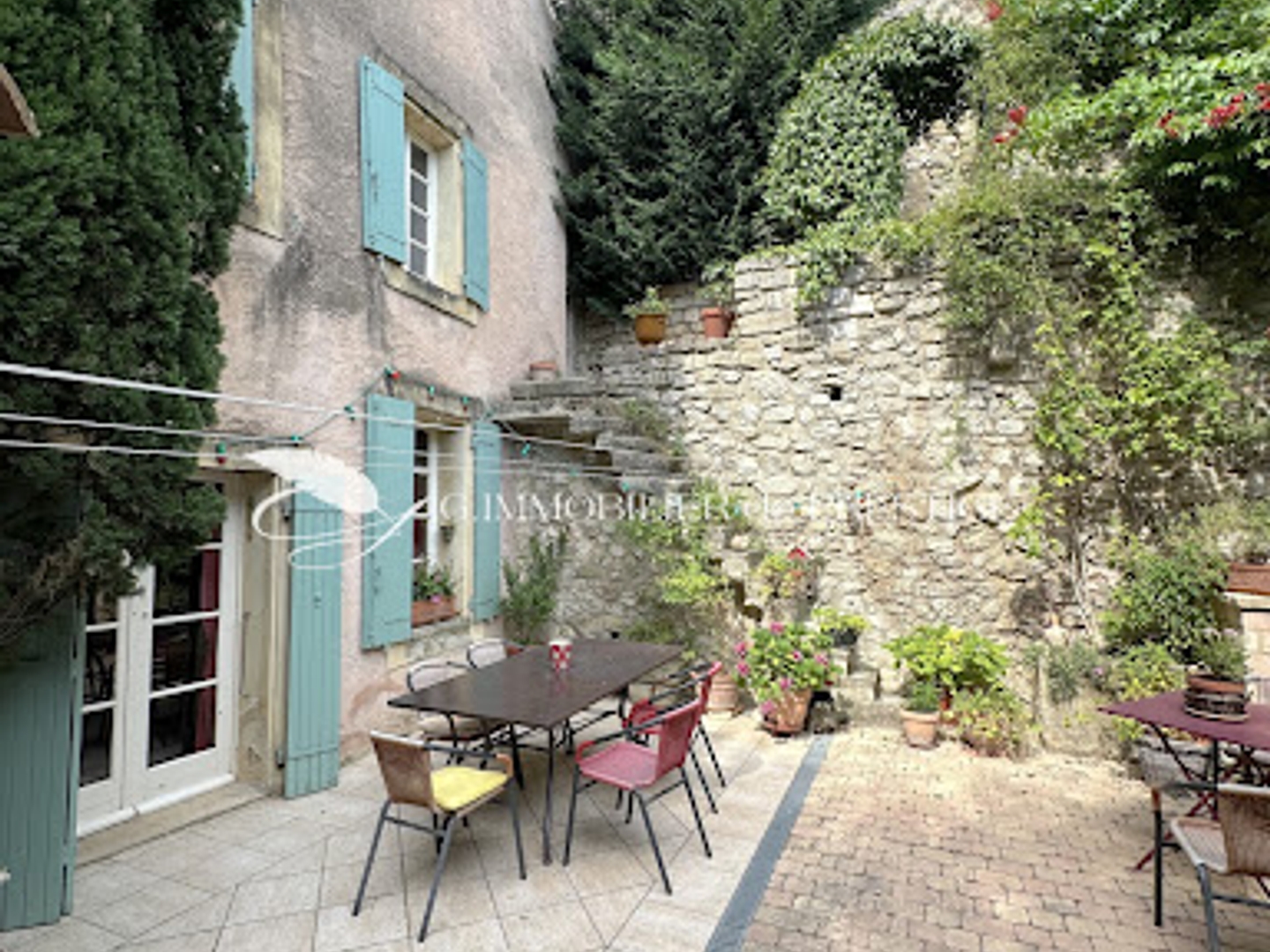 Maison à vendre - 10 pièces - 278m2 - Le Barroux (84330)