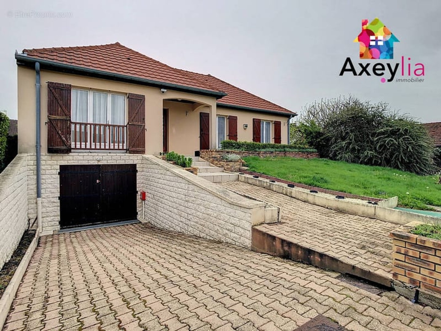 A vendre- digoin- maison avec 5 chambres