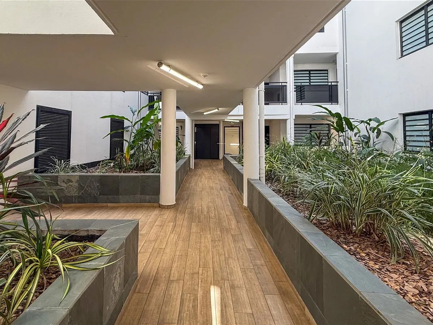 Appartement à vendre - 4 pièces - 116m2 - Saint-Paul (97460)