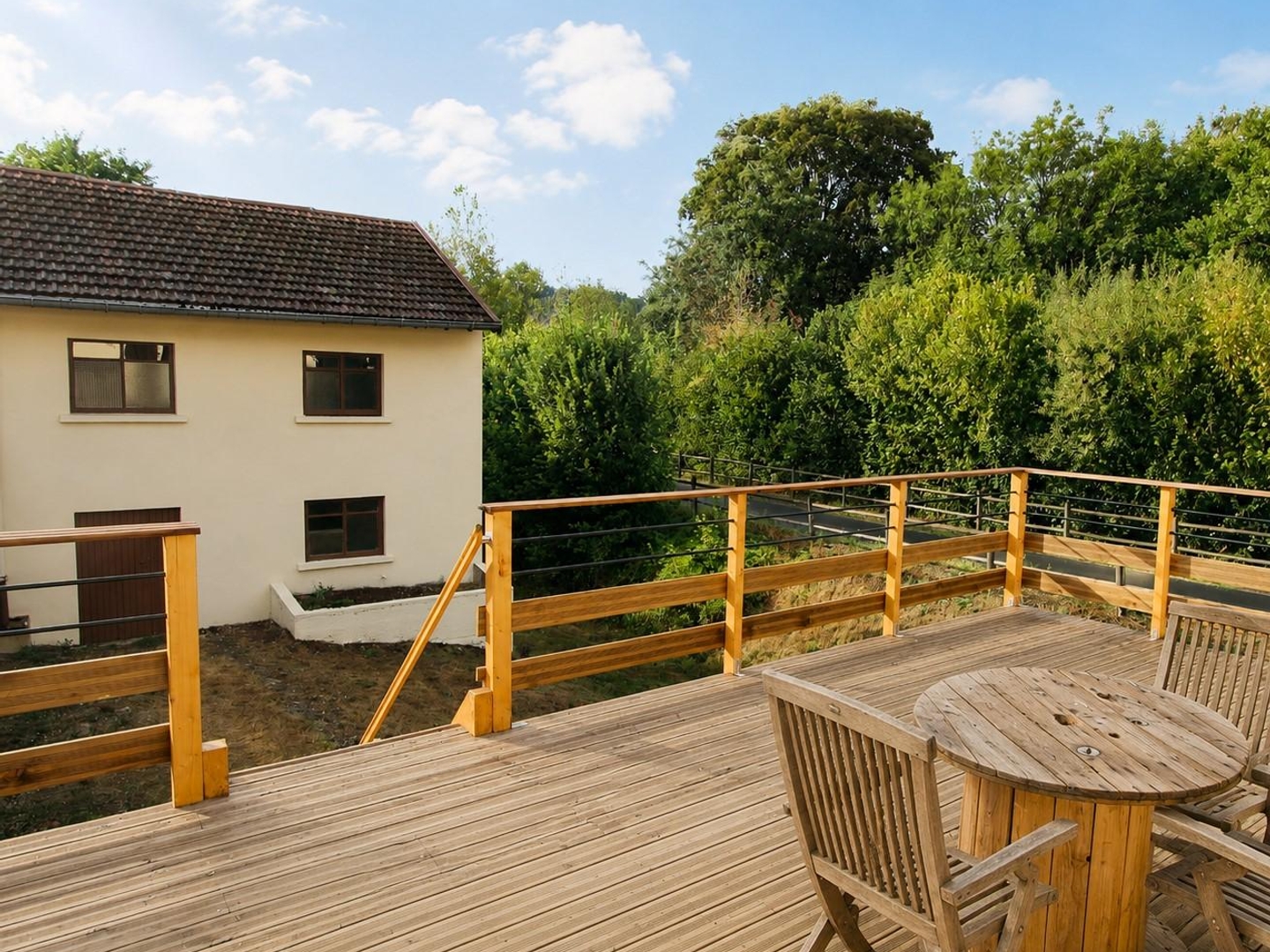 Maison à vendre - 4 pièces - 102m2 - Fresse-Sur-Moselle (88160)
