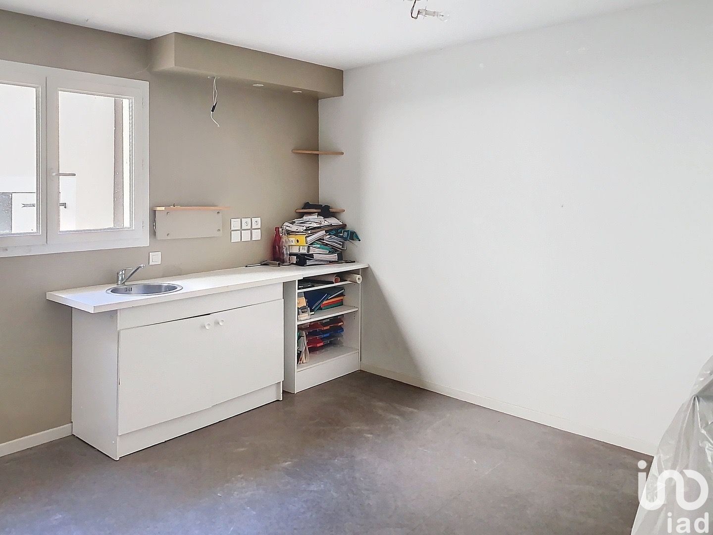 Bureau 3 pièces 105 m²