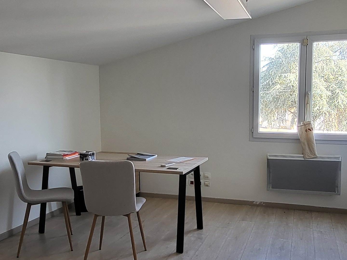 Locaux à vendre - 320m2 - Montfort-Sur-Meu (35160)