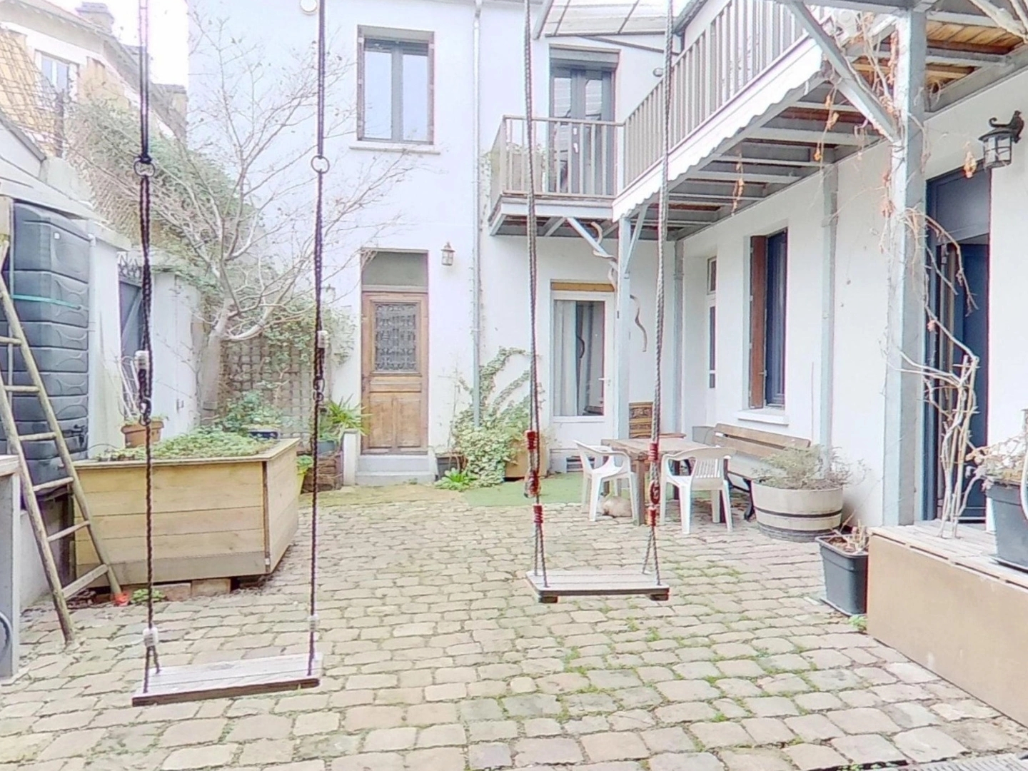 Maison à vendre - 7 pièces - 176m2 - Bagnolet (93170)