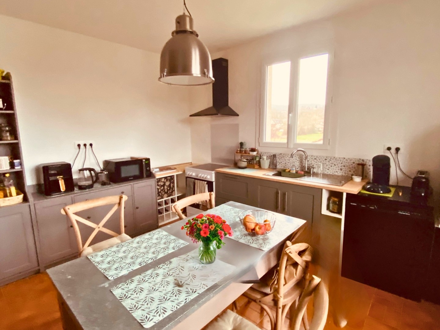 Maison à vendre - 8 pièces - 500m2 - Saint-Céré (46400)