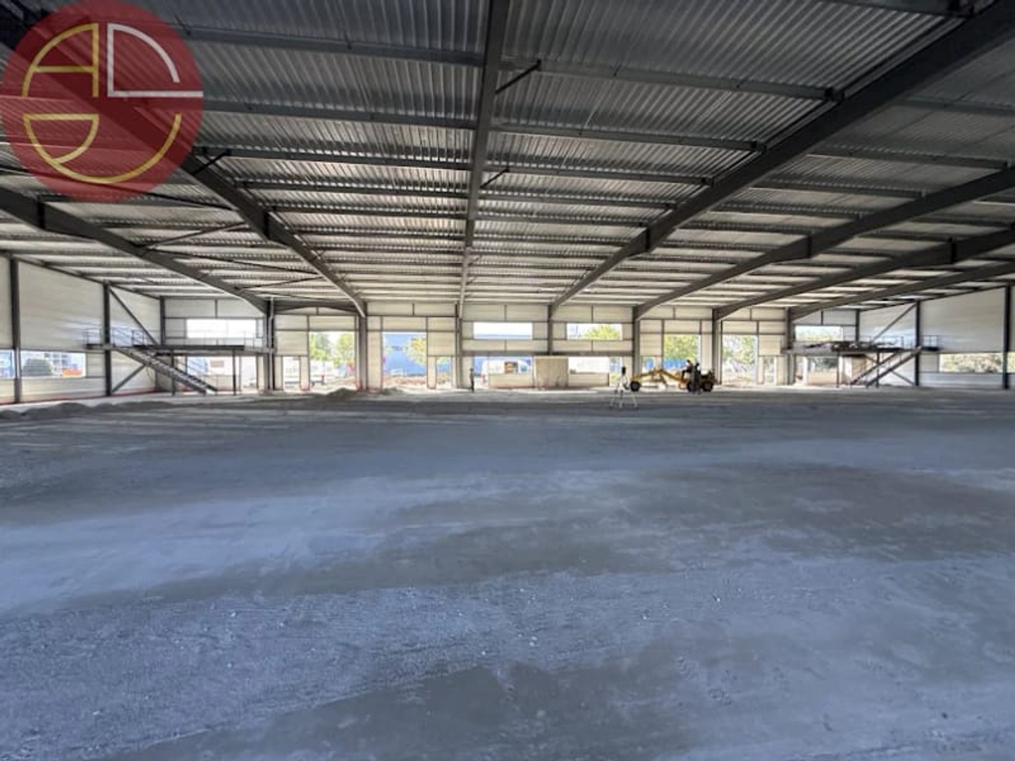 Local 1 pièce 2268 m²