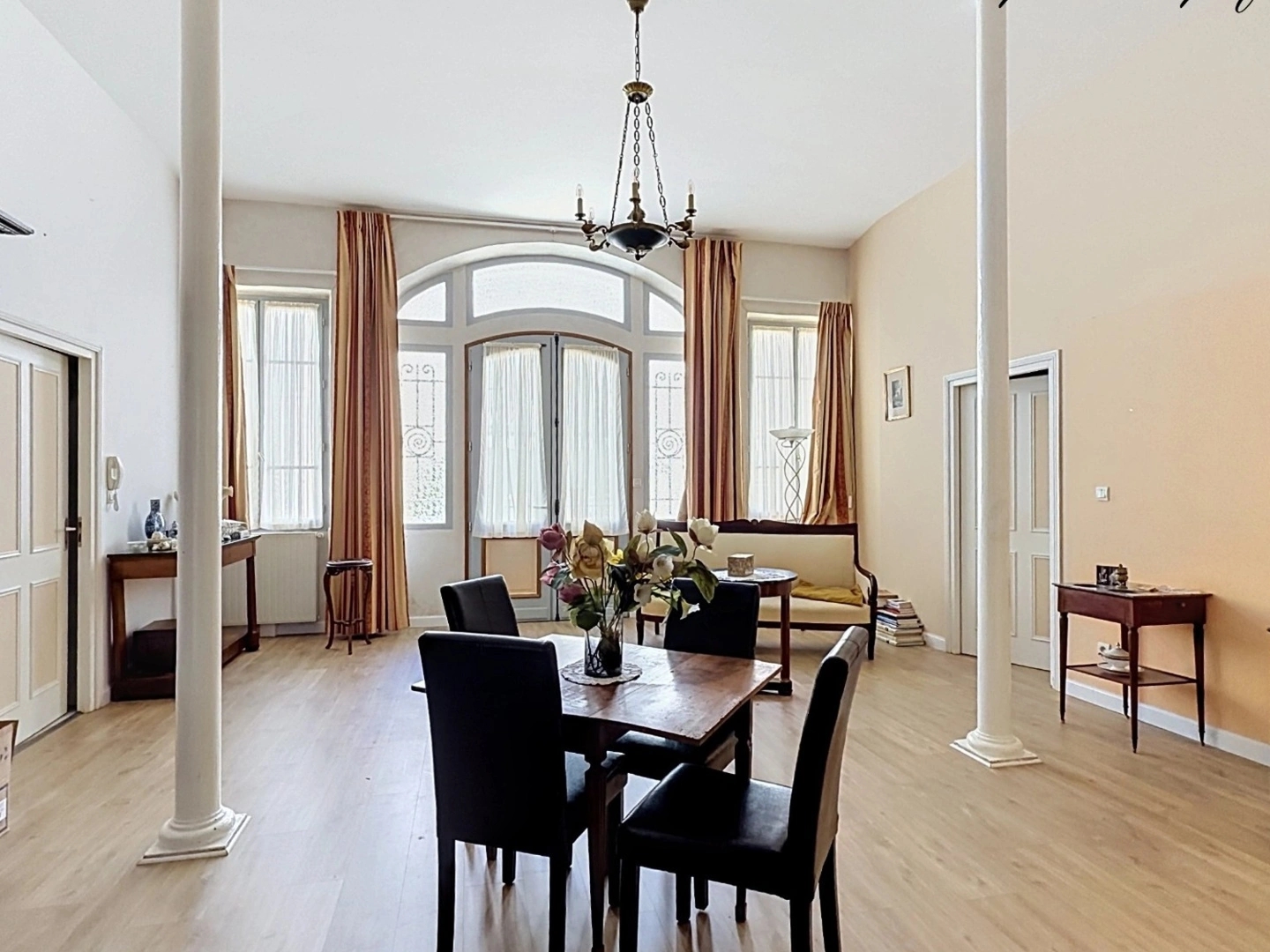 Appartement à vendre - 3 pièces - 95m2 - Parthenay (79200)