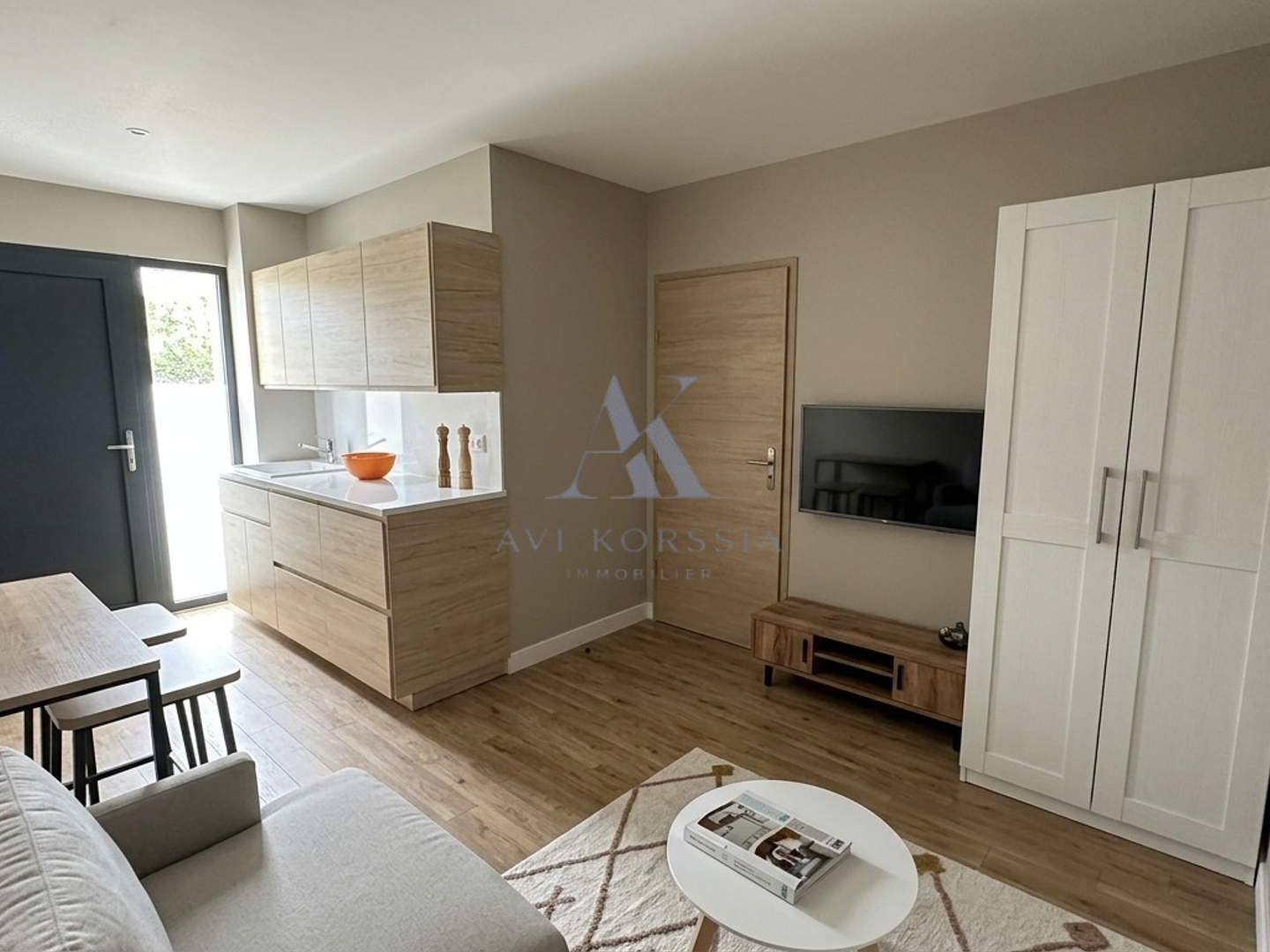 Lyon 8e - Plateau 23 m² à rénover, T2