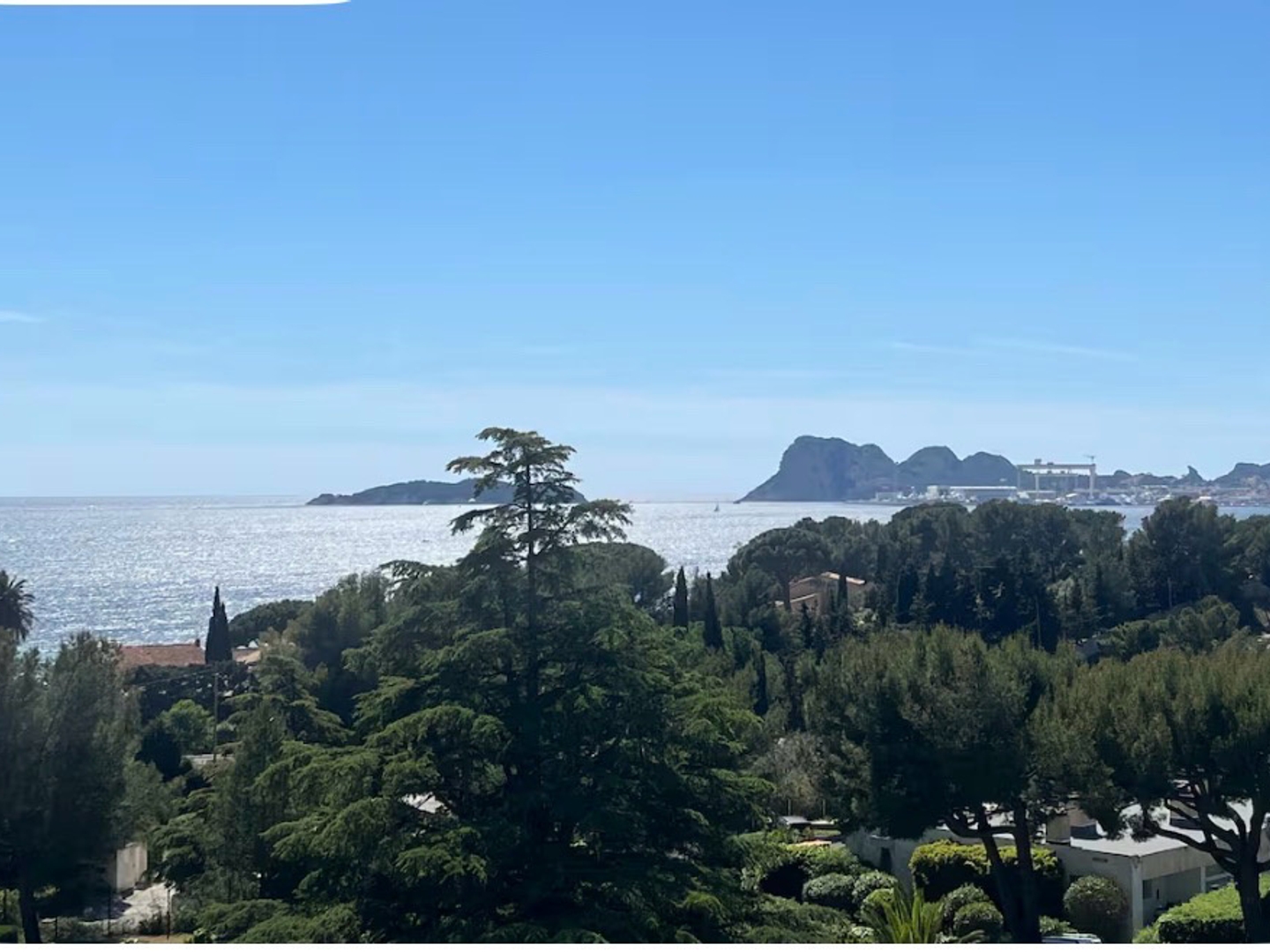 T1/2 37m2 , terrasse vue mer , parking, 13600 La Ciotat