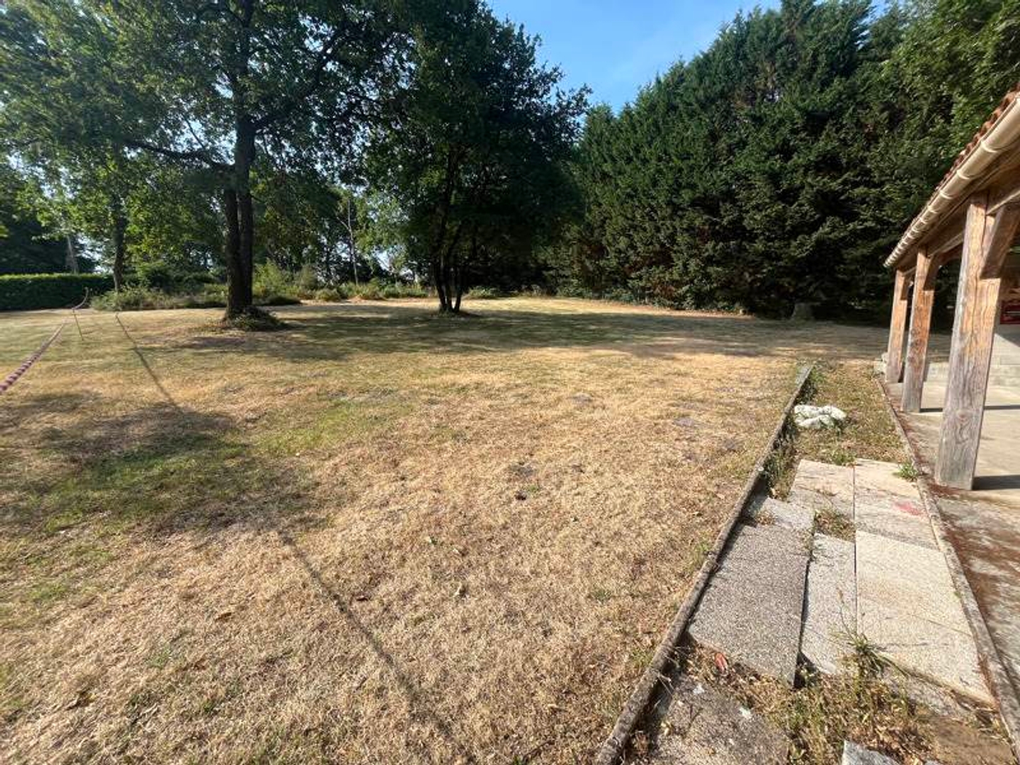 Terrain à vendre - 1240m2 - Garat (16410)