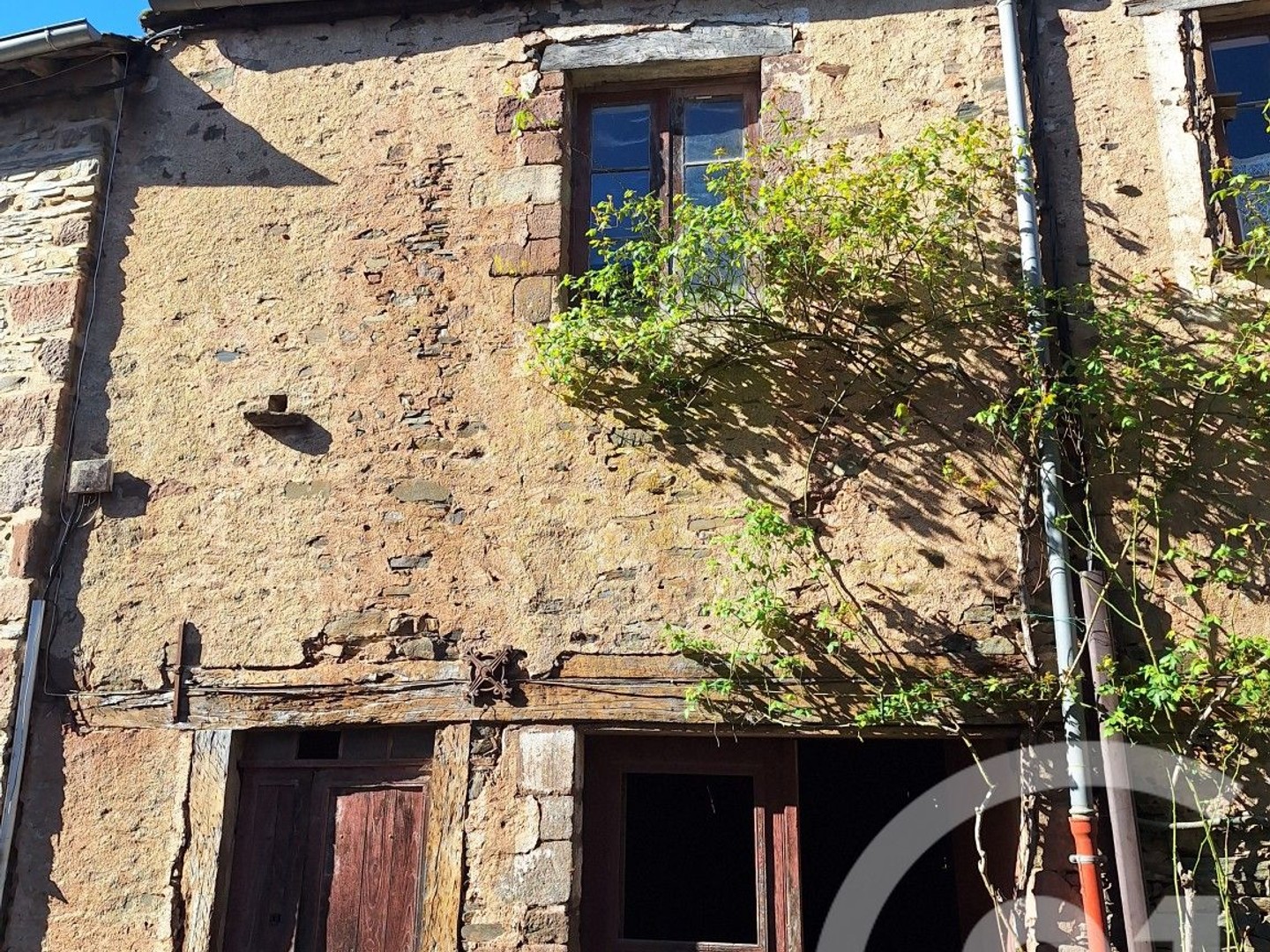 Maison 1 pièce 150 m²