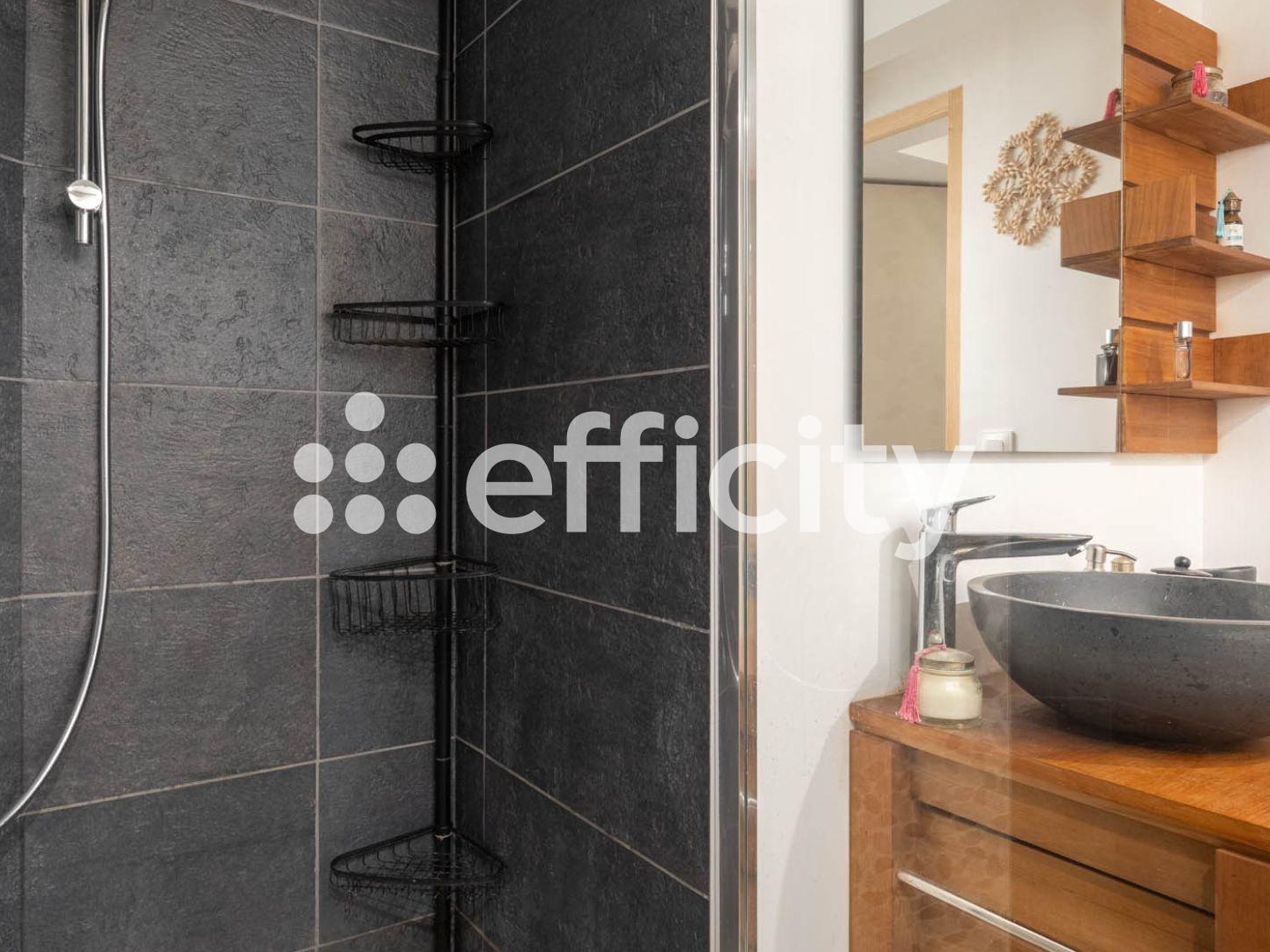 Appartement à vendre - 3 pièces - 67m2 - Faverges-Seythenex (74210)