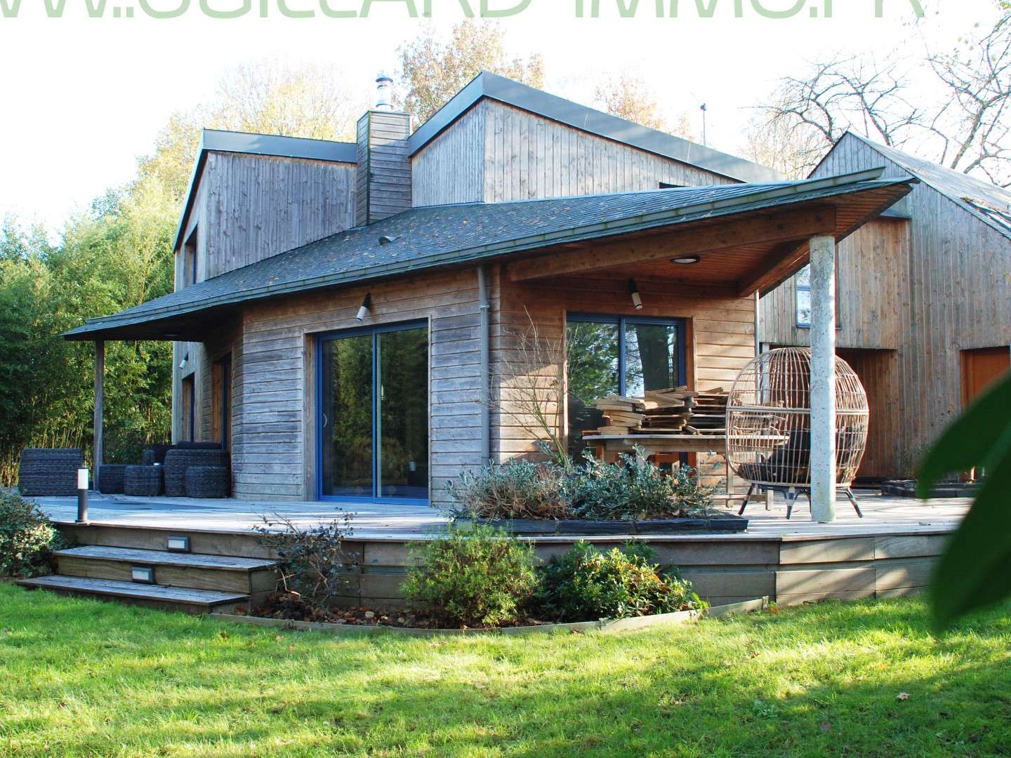 Maison 6 pièces 151 m²