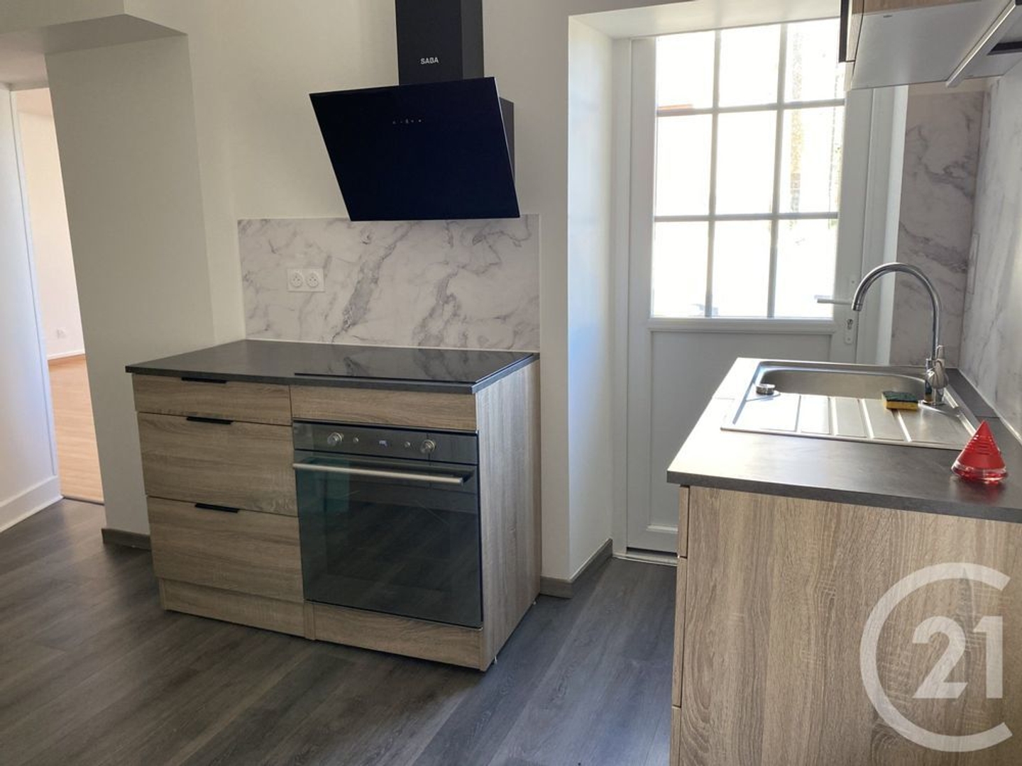 Maison à vendre - 4 pièces - 115m2 - Sens-Beaujeu (18300)