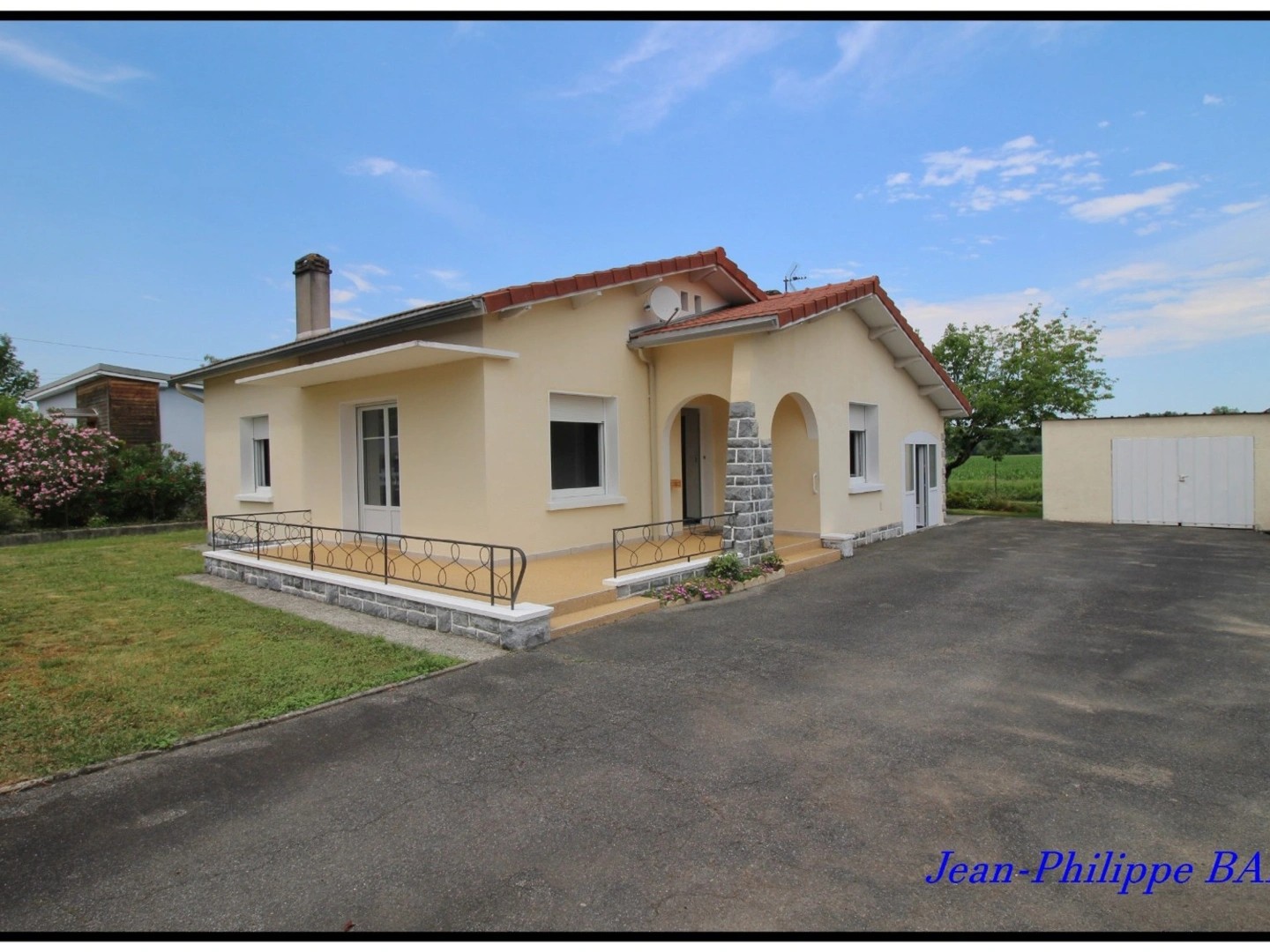 Maison à vendre 4 pièces NAY (64)