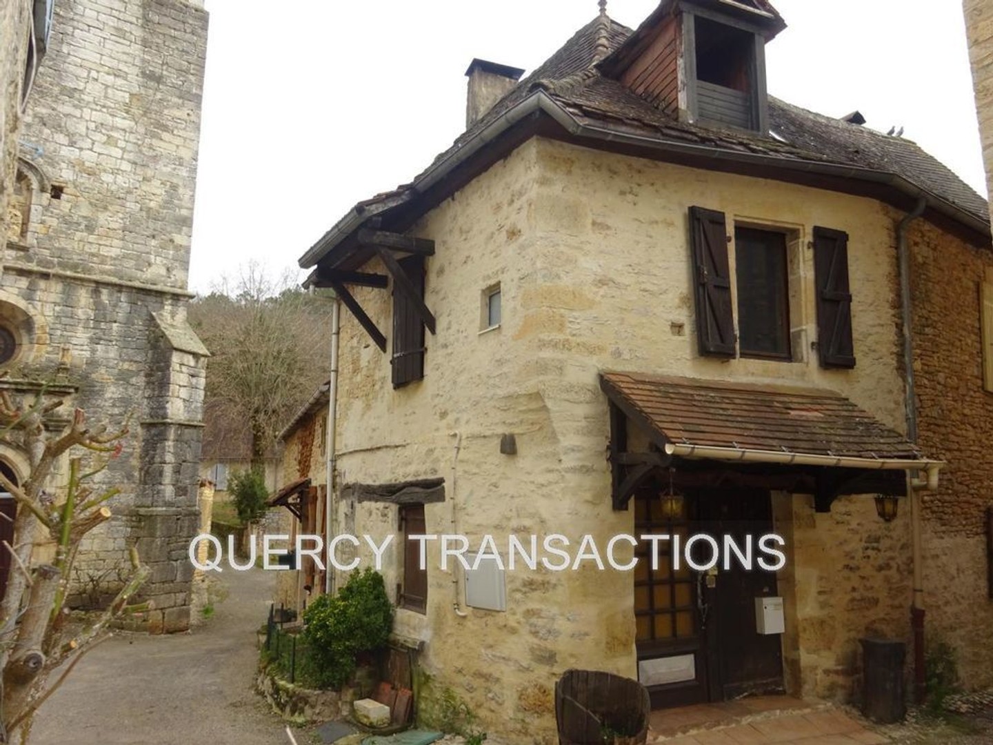 Région Catus - Maison de village en pierre mitoyenne