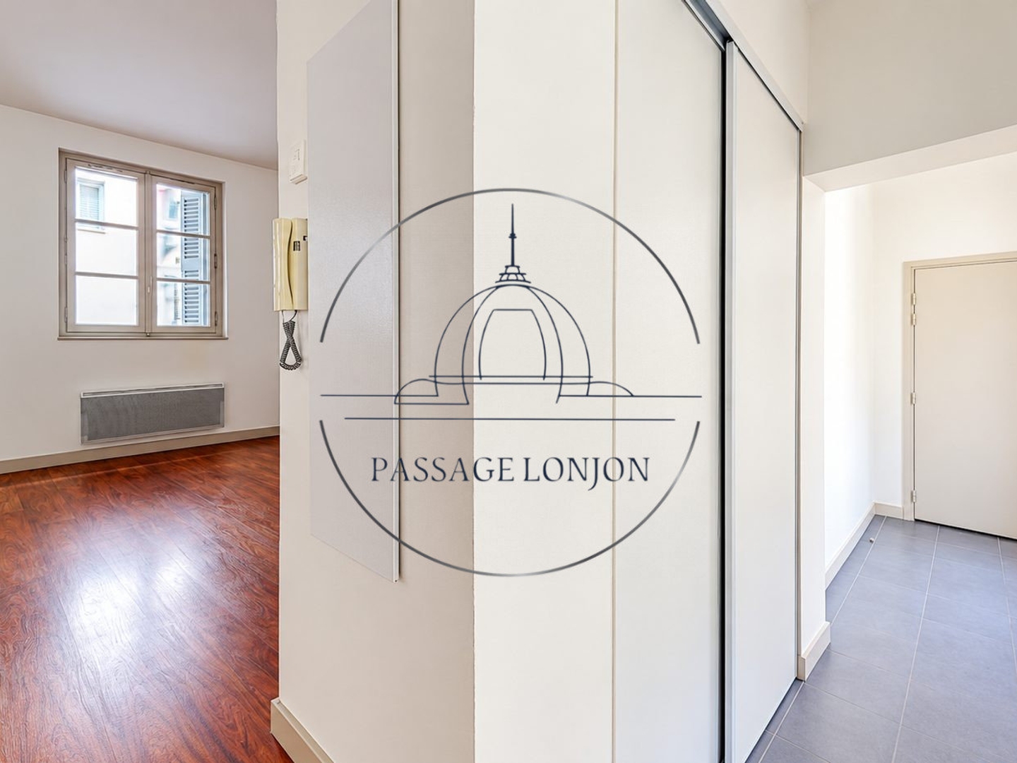 T3 de 70m² - HÔTEL PARTICULIER - ECUSSON/FAC DE DROIT - CENTRE