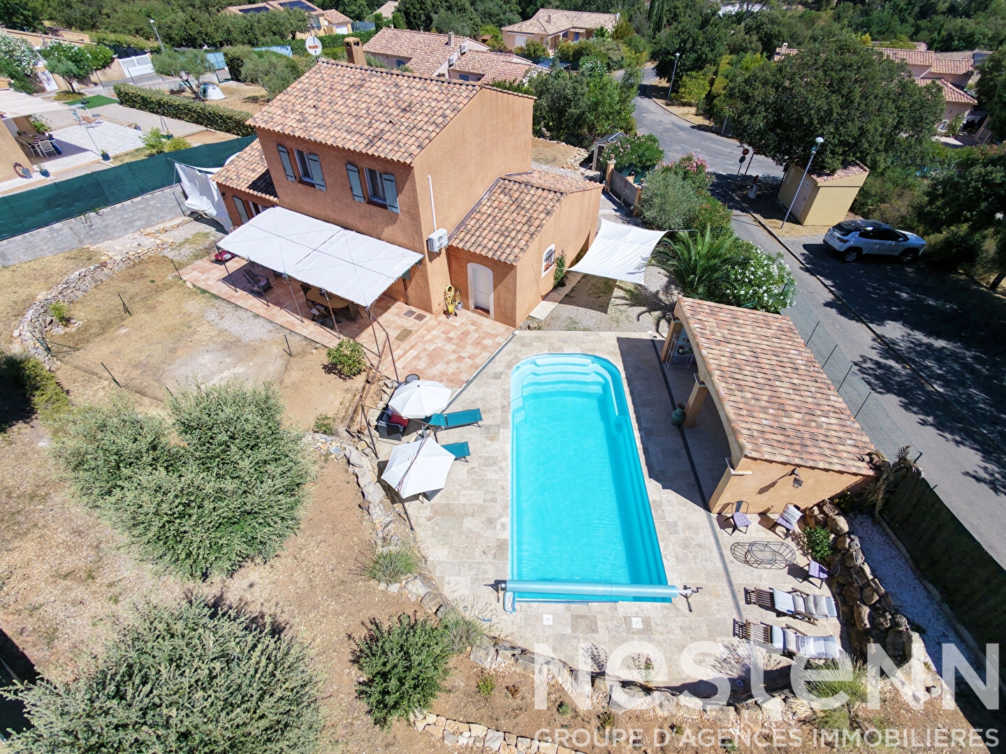 A VENDRE Maison Le Thoronet 6 pièce(s) 130 m2- Terrain 1026m2- Piscine- proche des commerces