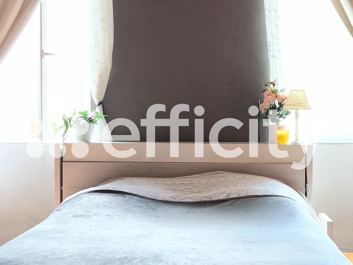 Maison à vendre - 6 pièces - 215m2 - Soignolles-En-Brie (77111)