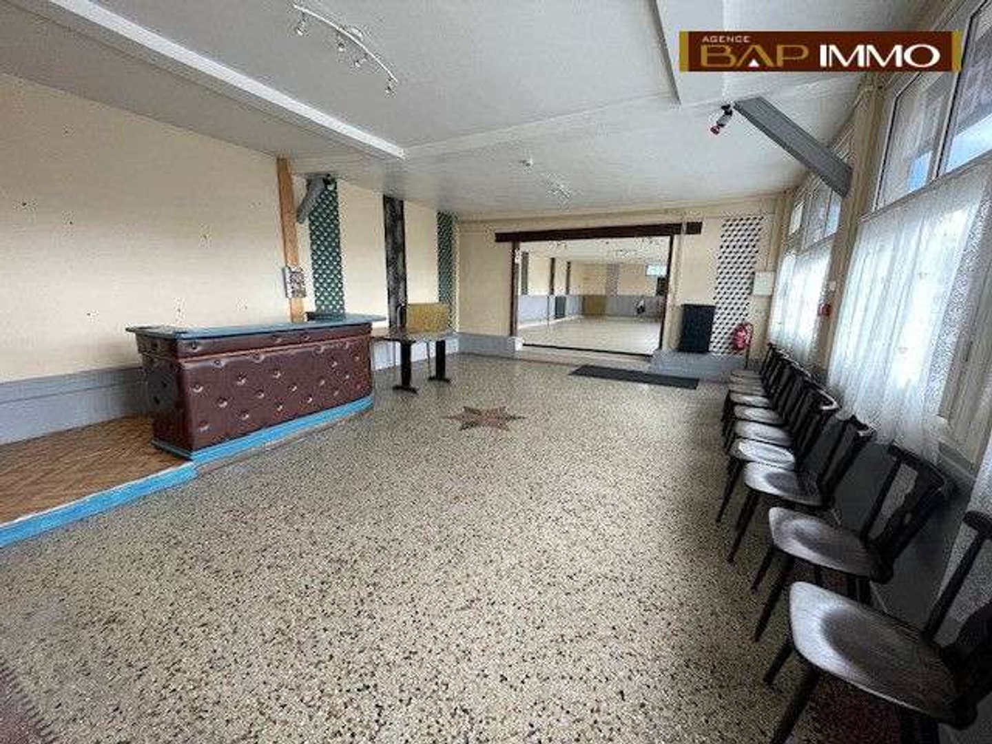 Magasin à vendre - 500m2 - Livarot-Pays-D'auge (14140)