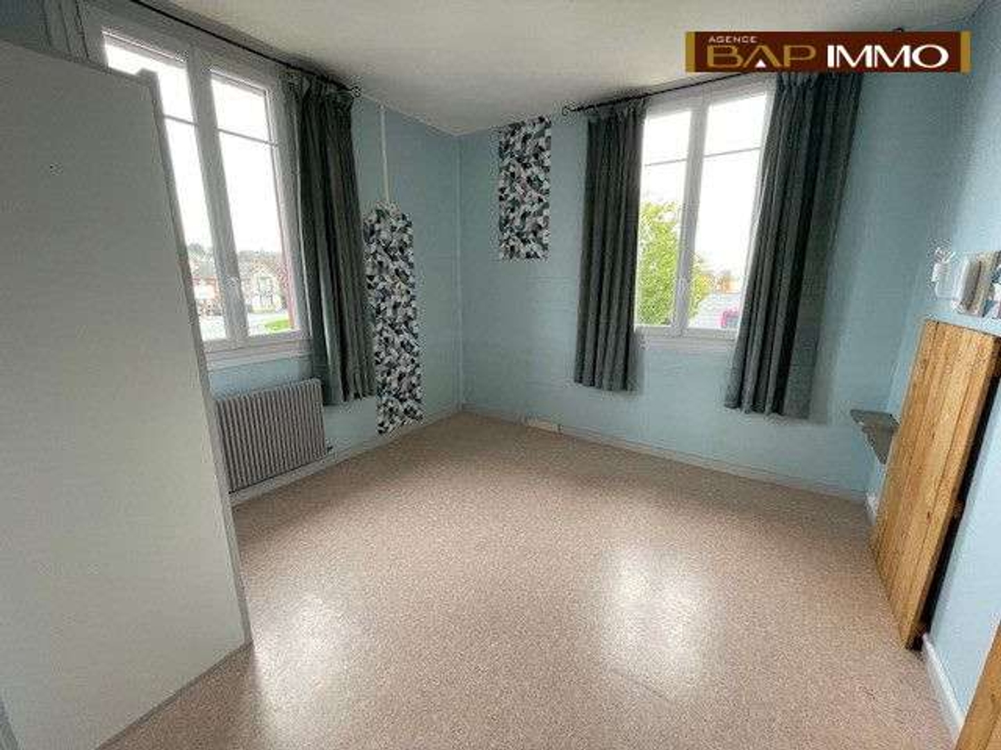 Magasin à vendre - 500m2 - Livarot-Pays-D'auge (14140)