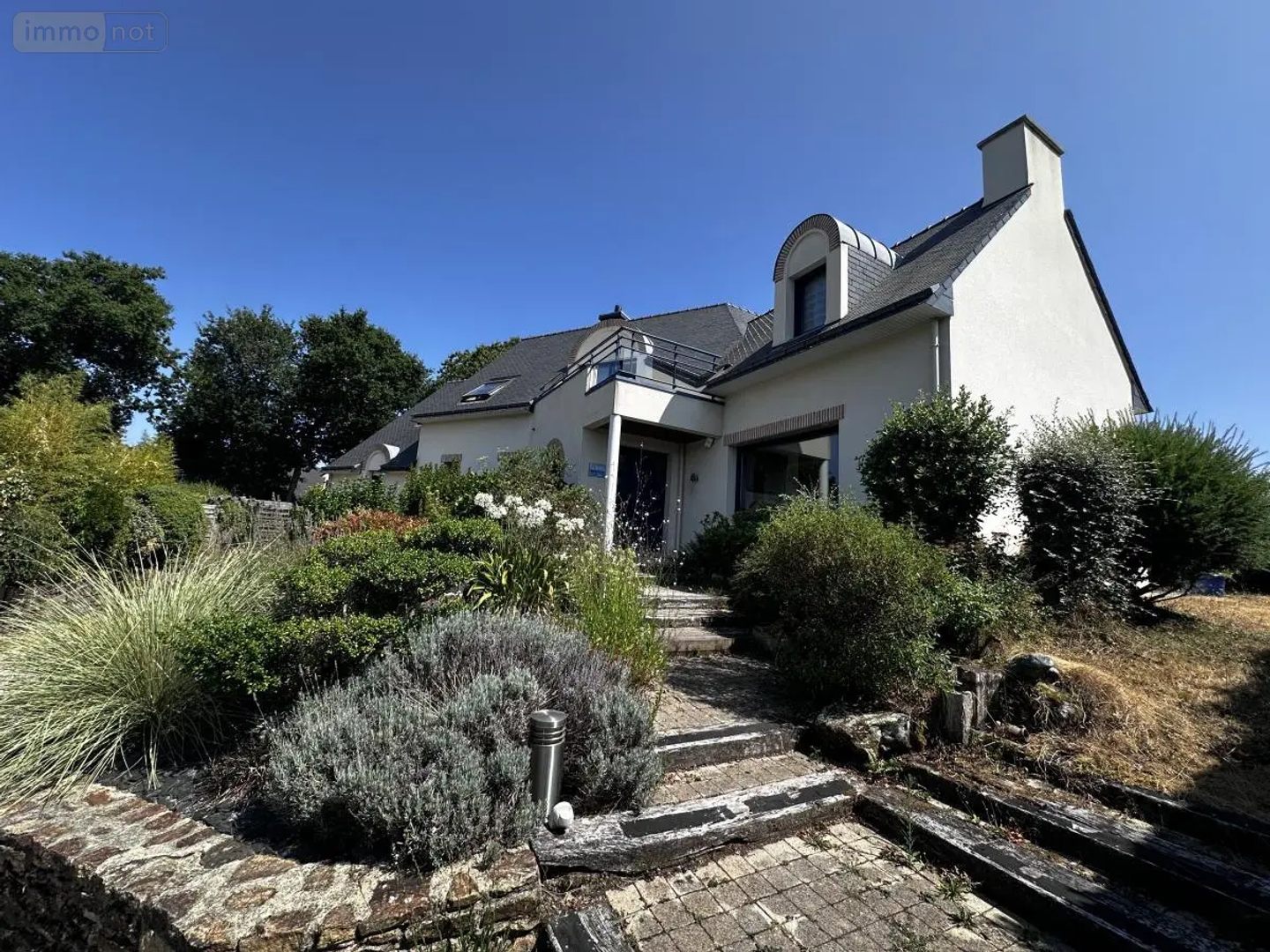 Maison 7 pièces 220 m²
