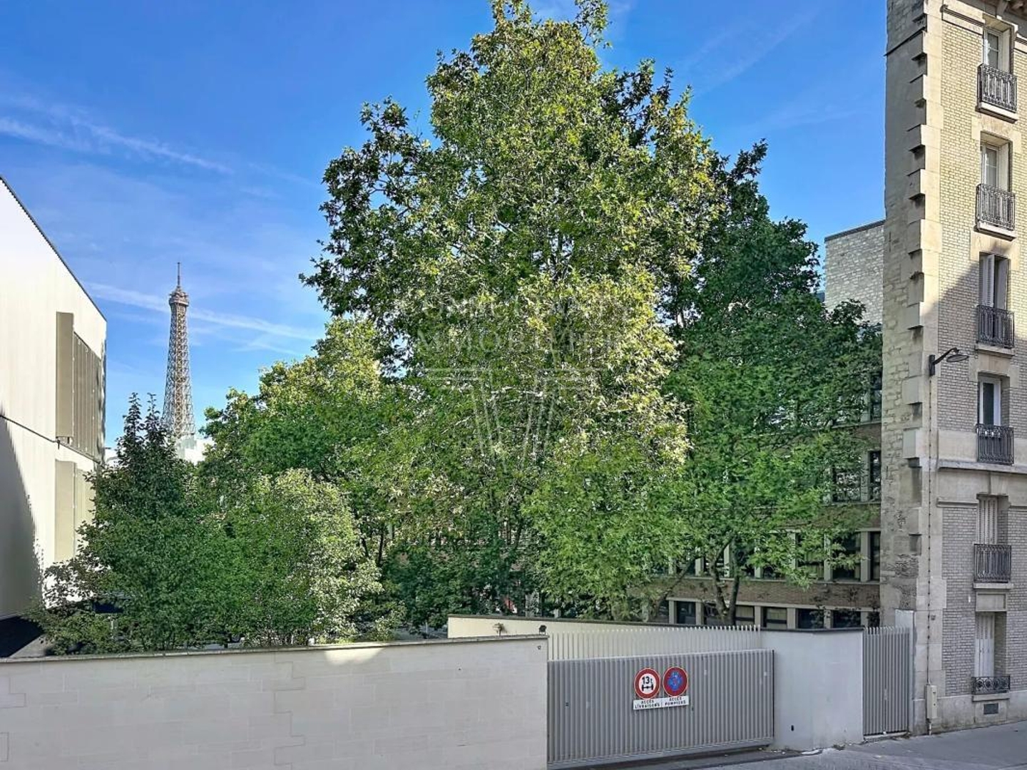 Vends t5 - 117.25 m² - Paris 15ème