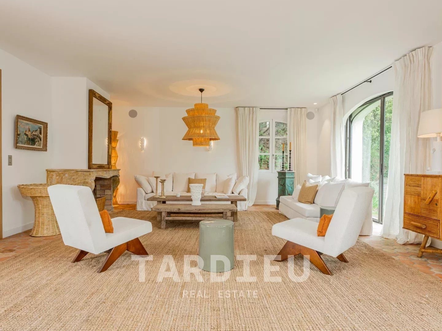 Maison à vendre - 11 pièces - 375m2 - Saint-Tropez (83990)