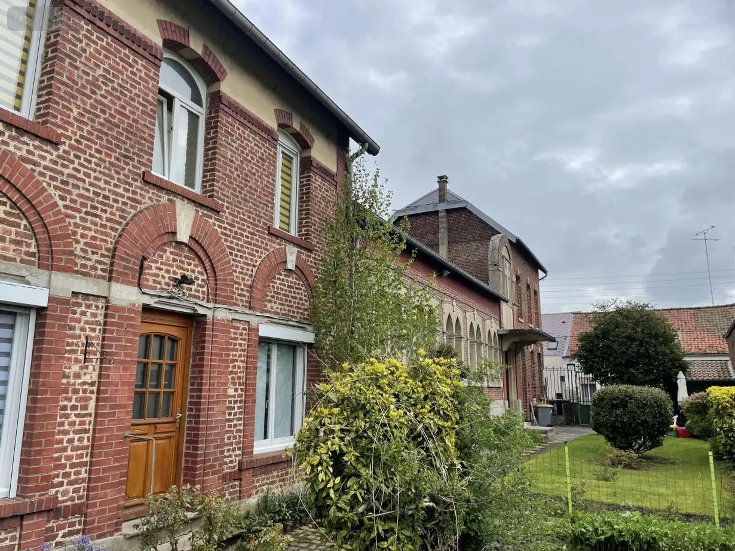 Immeuble 274 m²