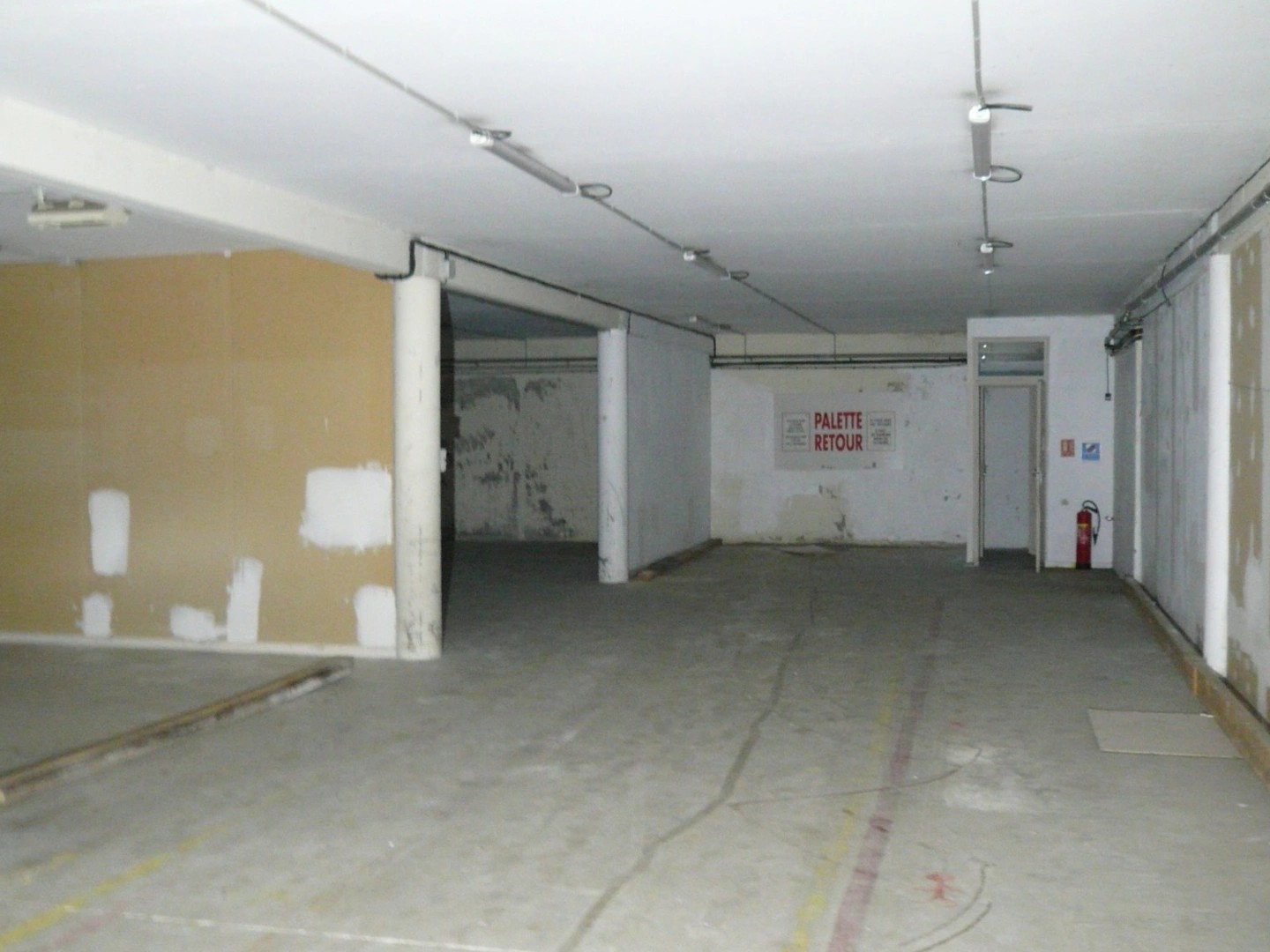 Commerce 2 pièces 199 m²