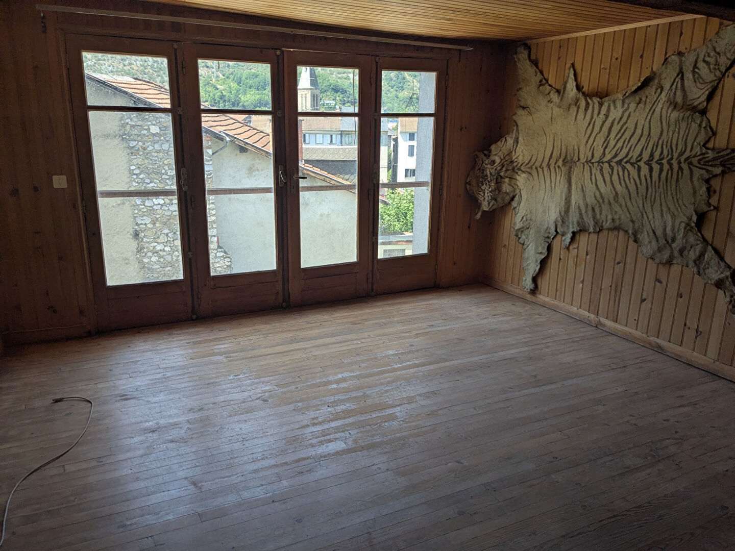 Ensemble immobilier de caractère d'environ 350 m² utiles - Hyper centre de Tarascon-sur-Ariège