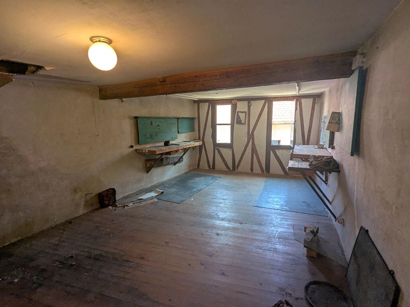 Immeuble à vendre - 13 pièces - 440m2 - Tarascon-Sur-Ariège (09400)