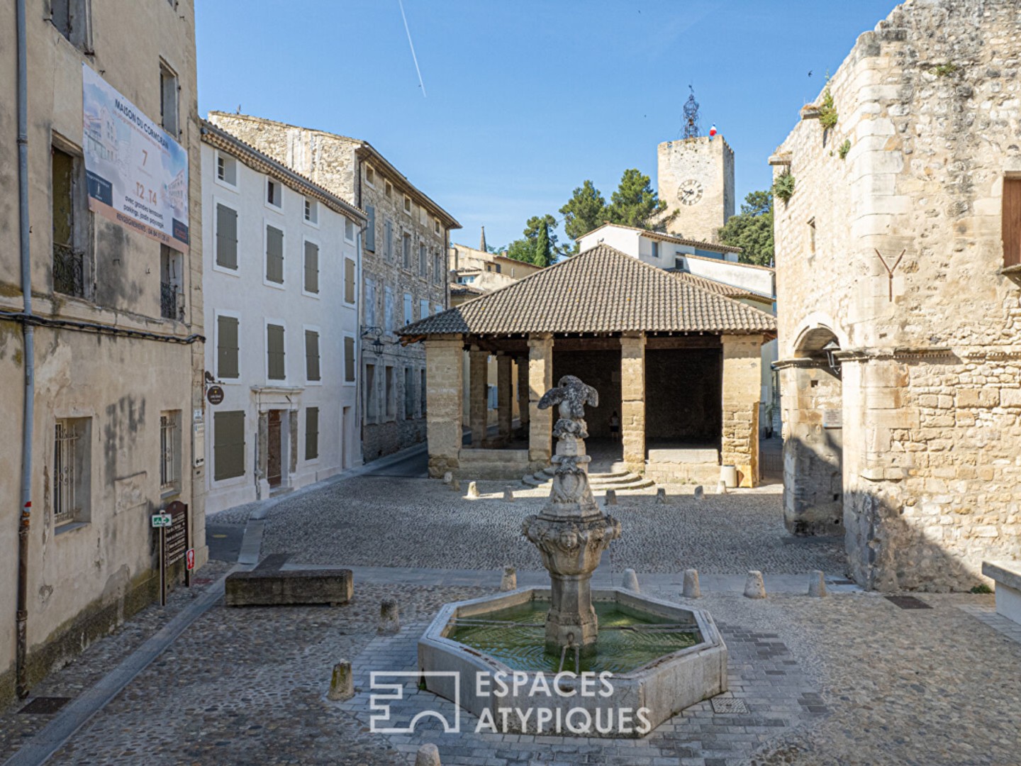 Charme de l'ancien et rénovation haut de gamme pour ce duplex avec terrasse