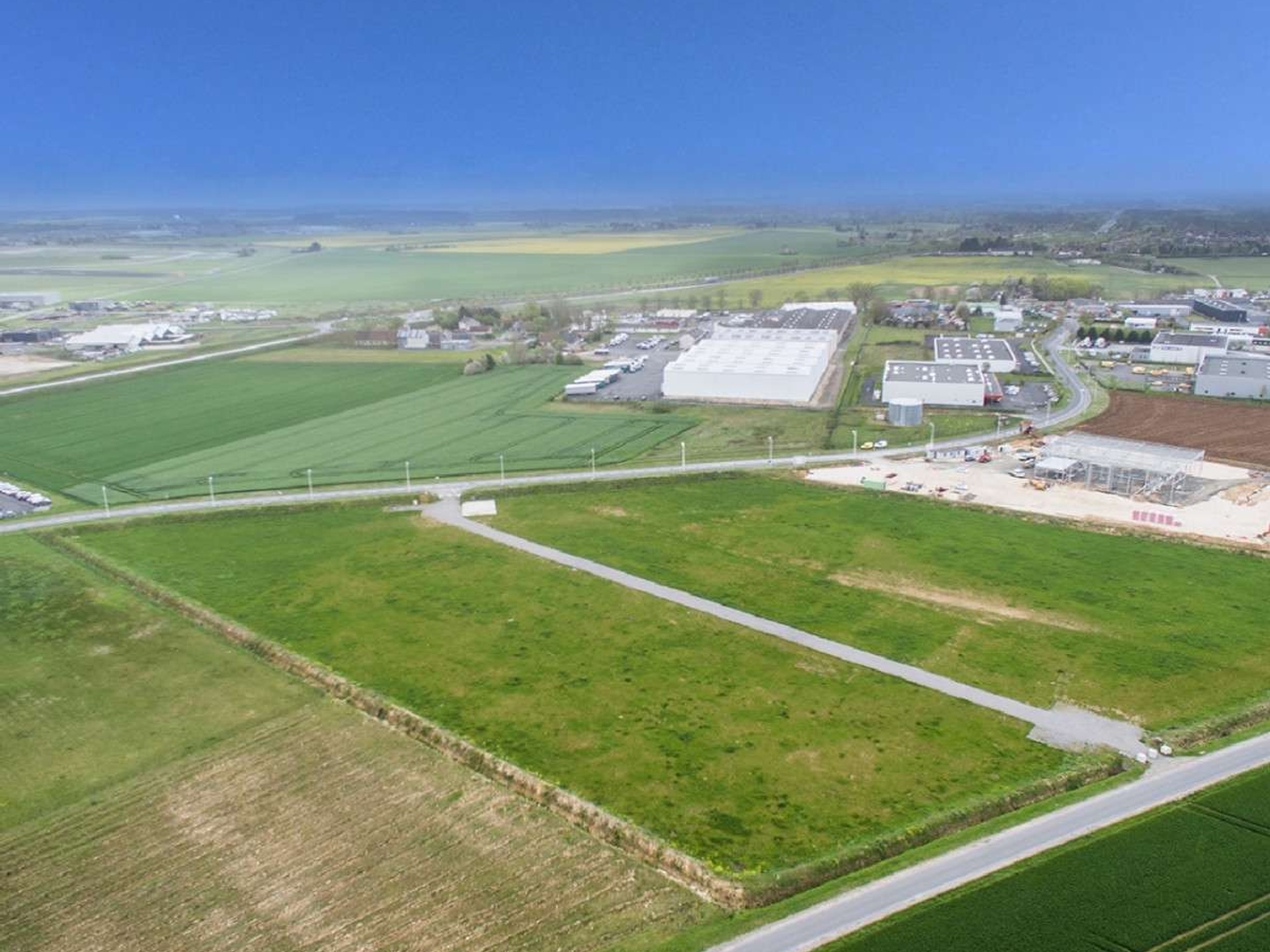 À vendre 6,66 ha de Terrains Industriels à Déols