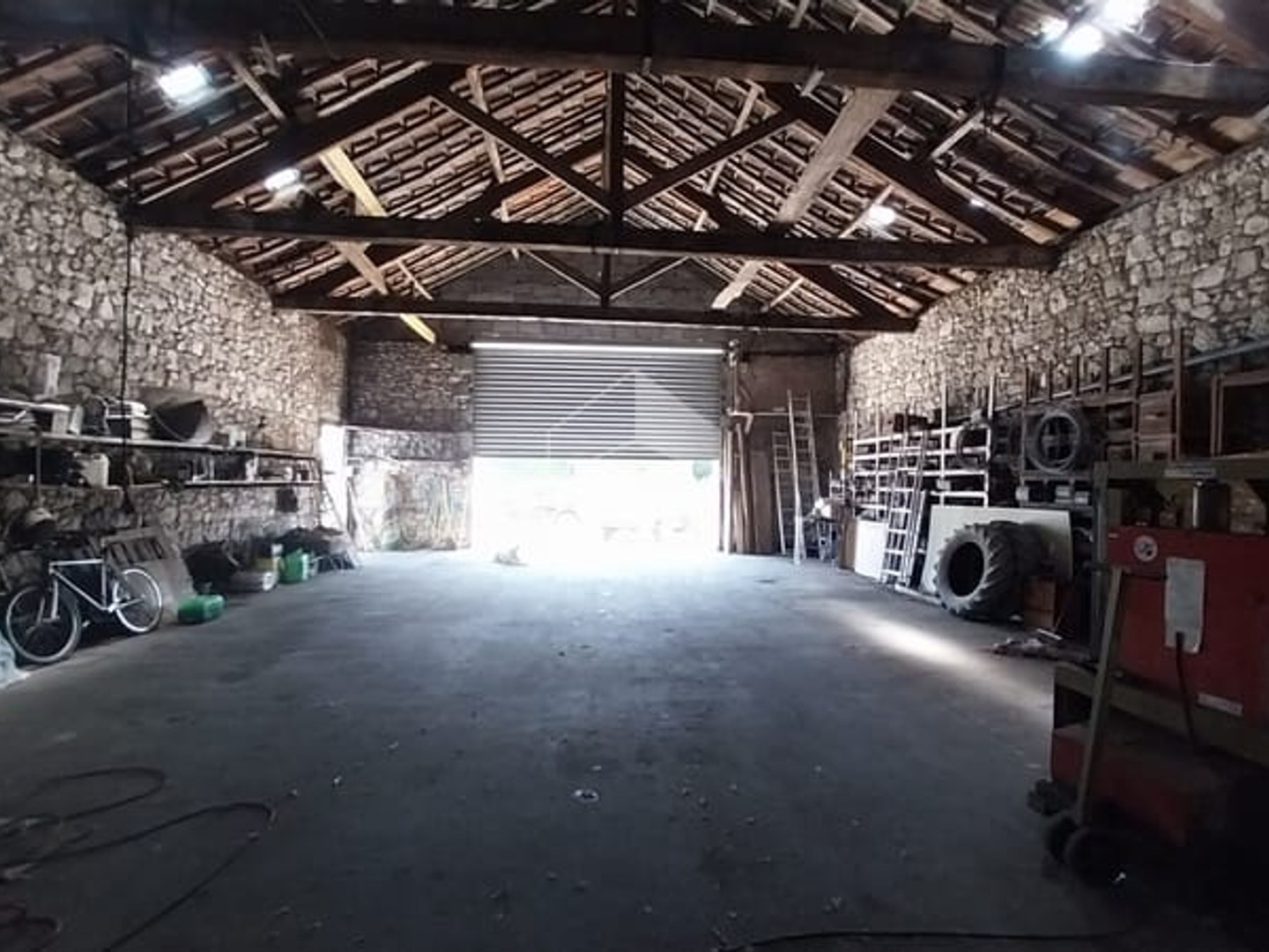 Parking / garage / box à vendre - Pineuilh (33220)