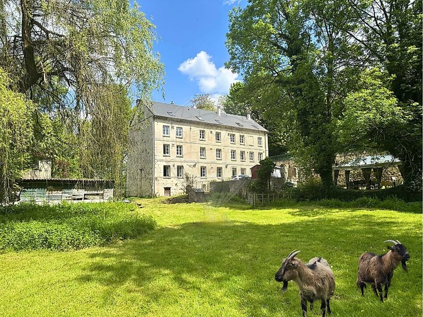 Maison à vendre - 13 pièces - 522m2 - Senlis (60300)