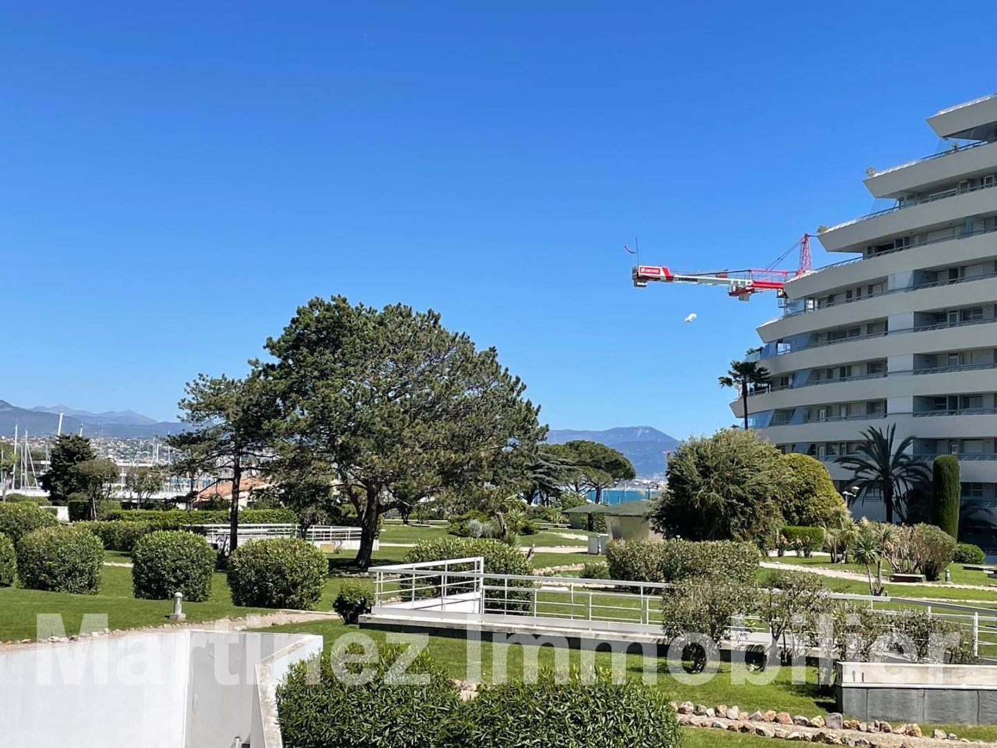 Appartement à vendre - 1 pièce - 24m2 - Villeneuve-Loubet (06270)