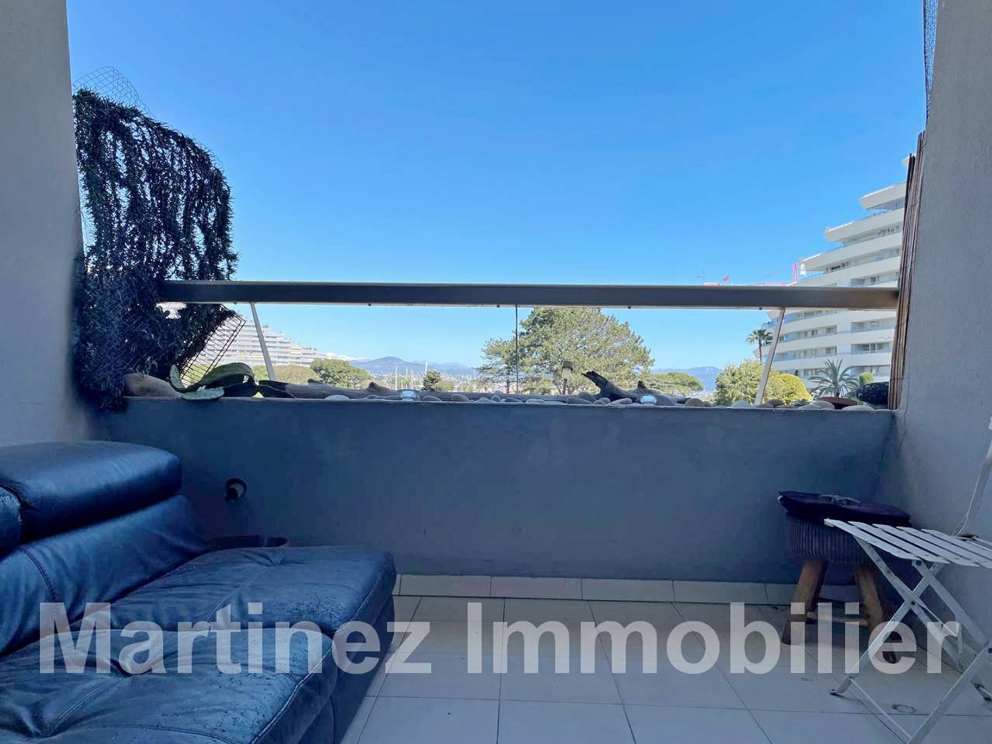 Appartement à vendre - 1 pièce - 24m2 - Villeneuve-Loubet (06270)