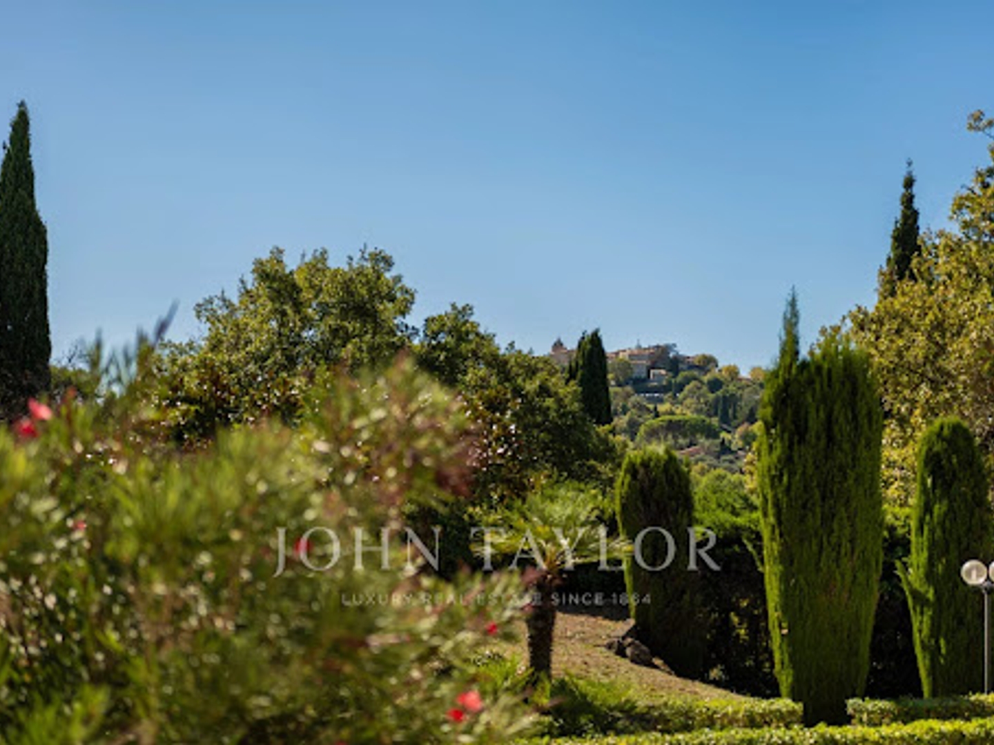 Maison à vendre - 10 pièces - 475m2 - Mougins (06250)