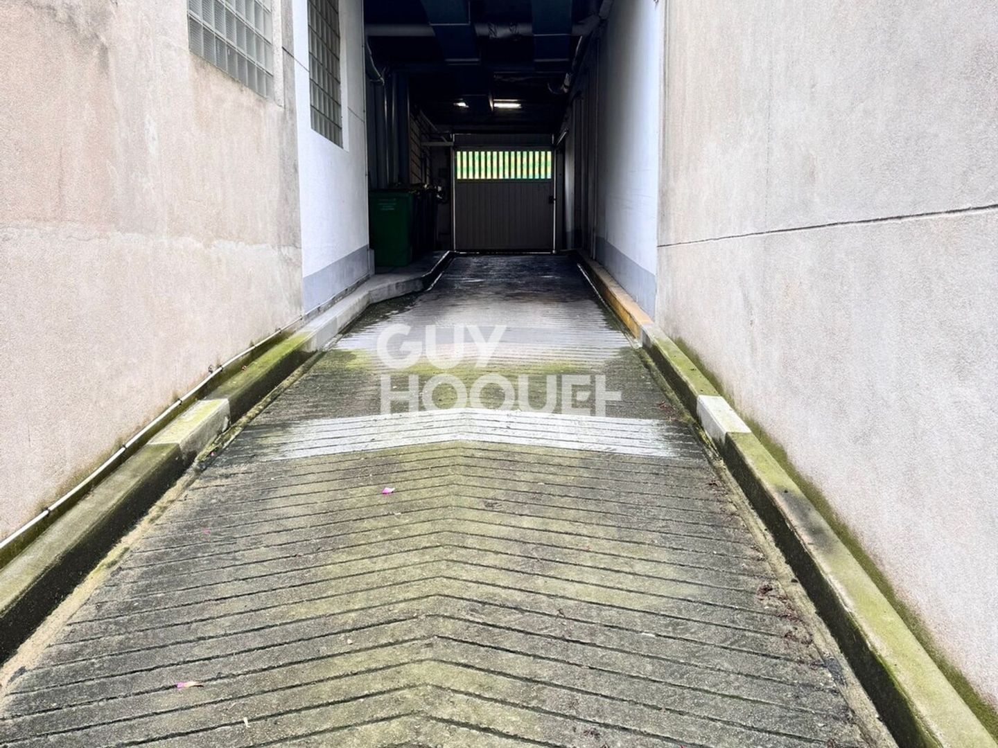 Parking / garage / box à vendre - 11m2 - Paris 14e (75014)
