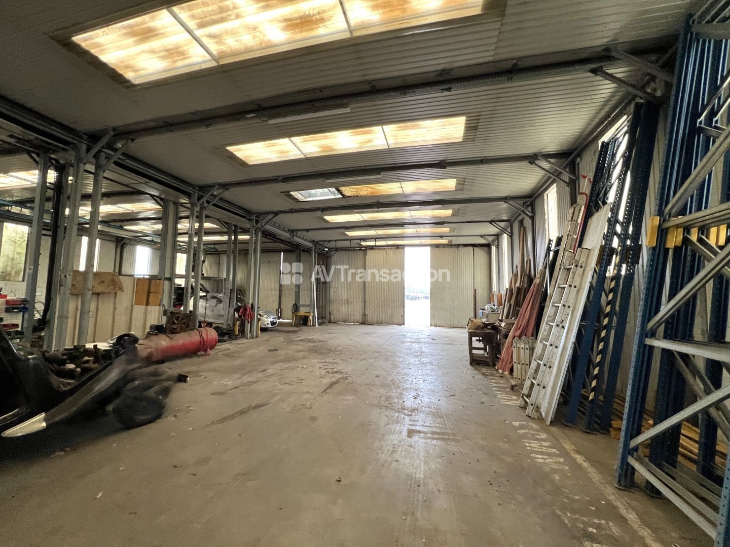 Bureaux à vendre - 2 pièces - 735m2 - Vernon (27200)