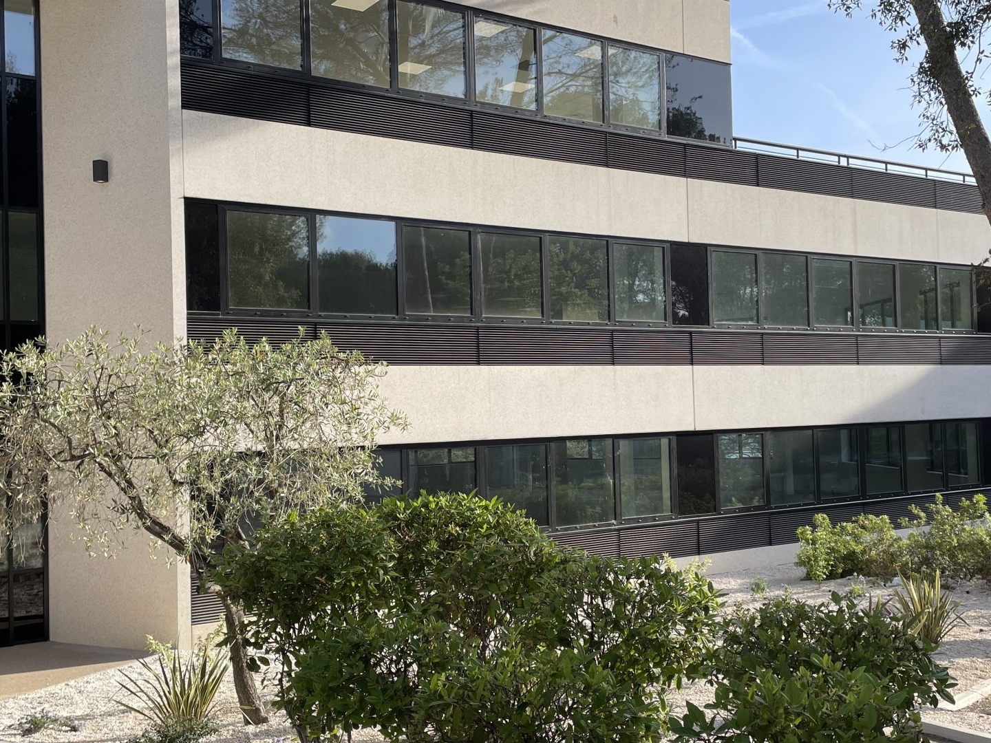 Bureaux à vendre - 1076m2 - Valbonne (06560)