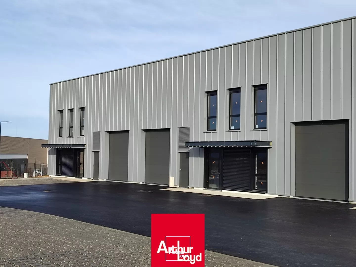 Local d'activité à vendre à Mionnay (01390), proximité A46 et route de Lyon