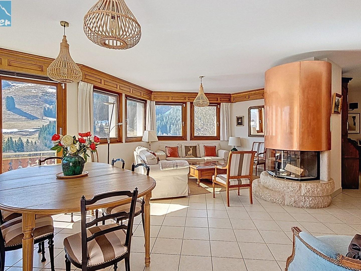 Maison 8 pièces 222 m²