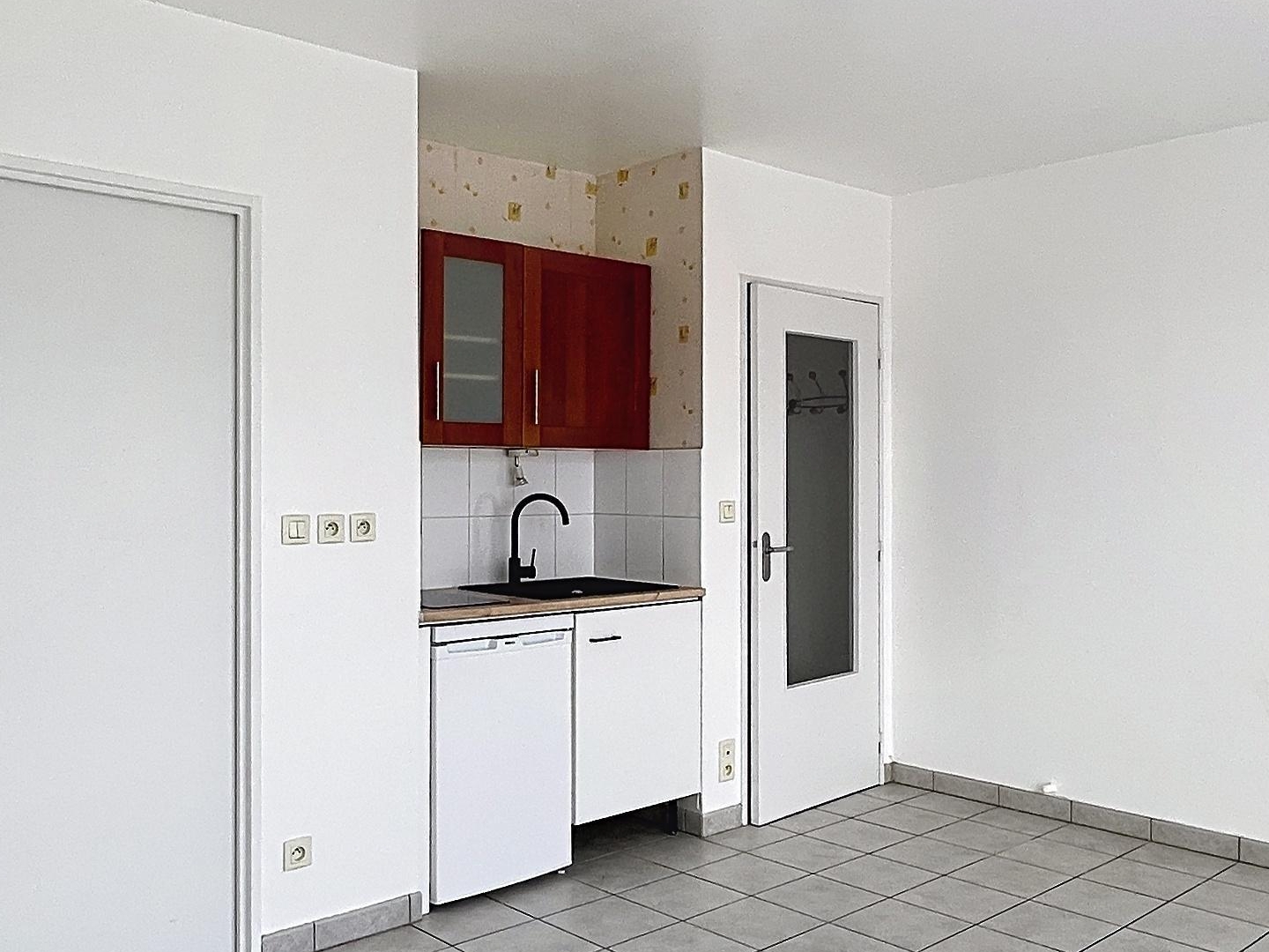 Appartement à vendre - 1 pièce - 23m2 - Le Coudray (28630)