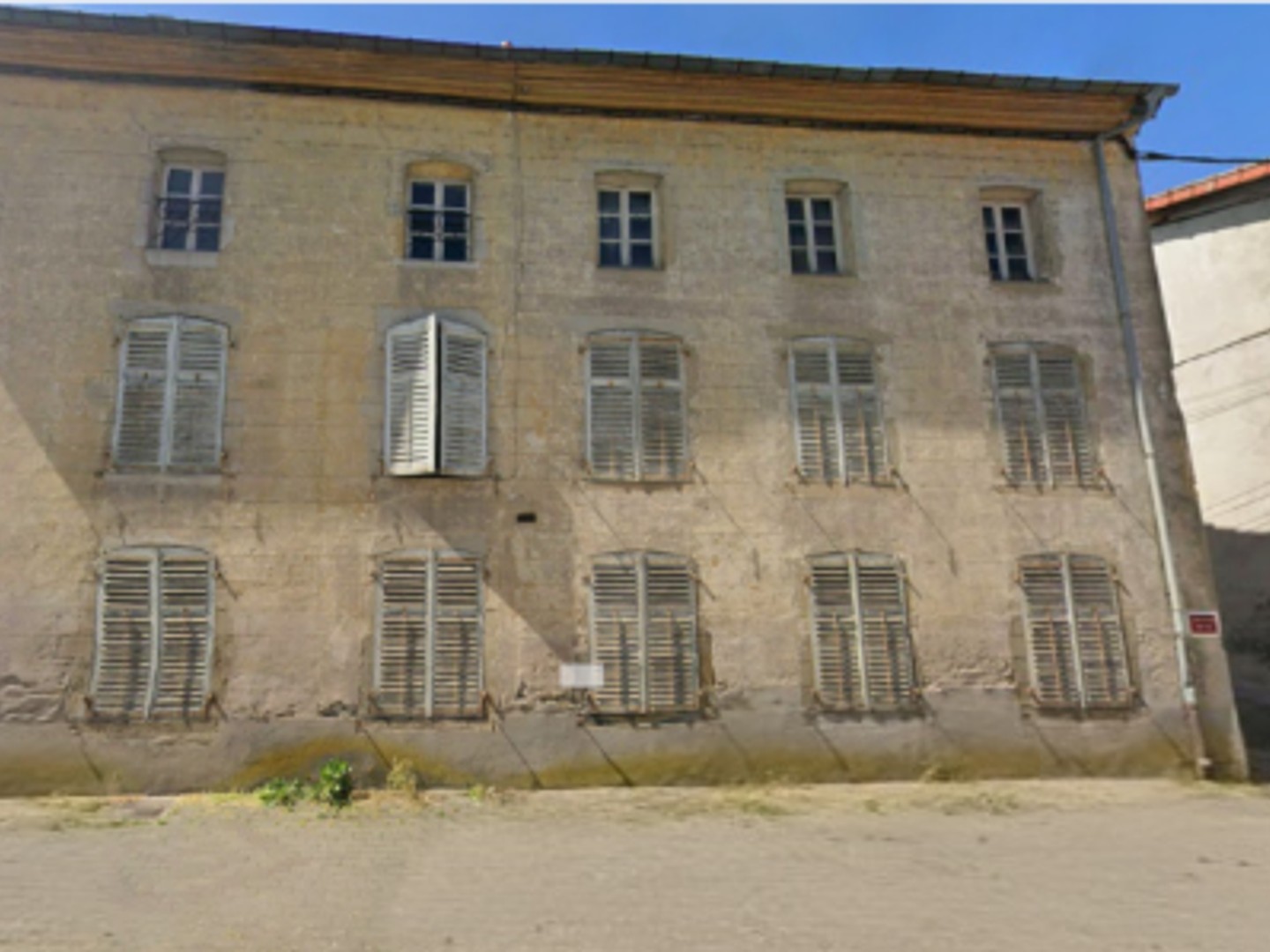 MAISON A RENOVER - CENTRE BAYON