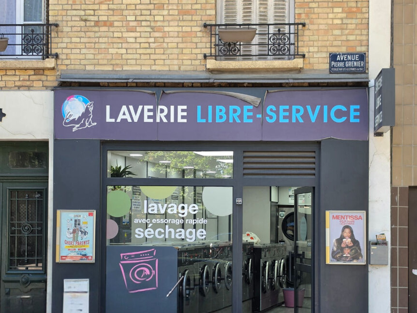 Local commercial 1 pièce 35 m²