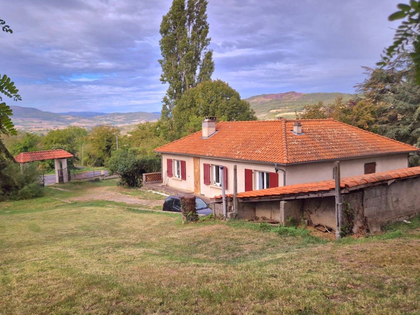 Maison à vendre 5 pièces VIC LE COMTE (63)