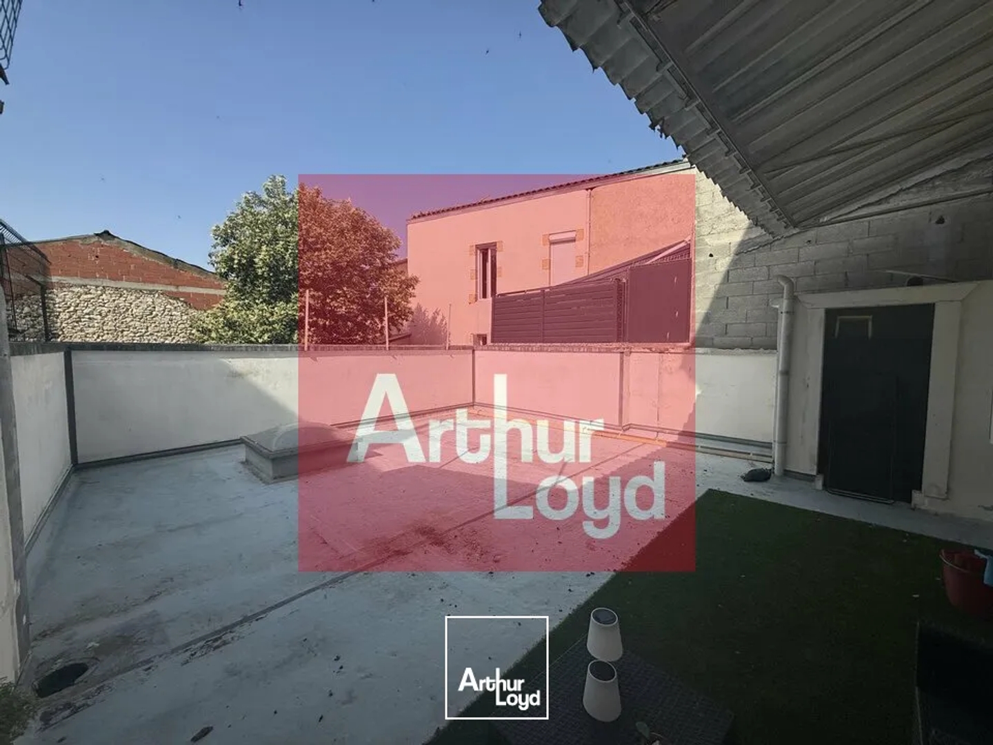 Locaux à vendre - 220m2 - Agen (47000)