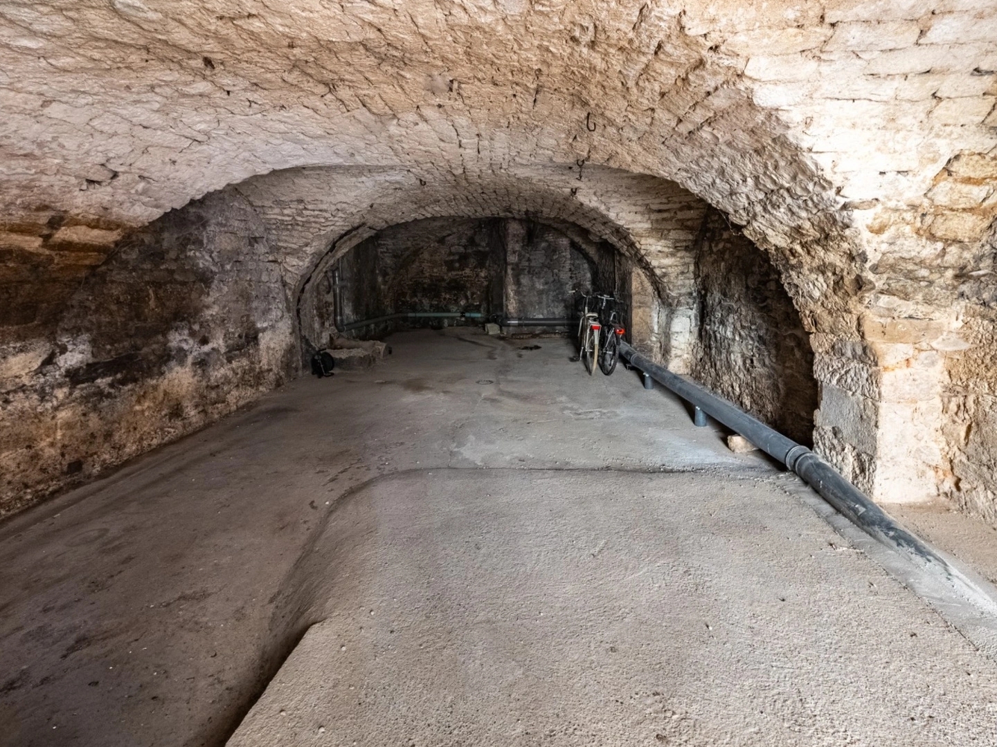 Commerce 1 pièce