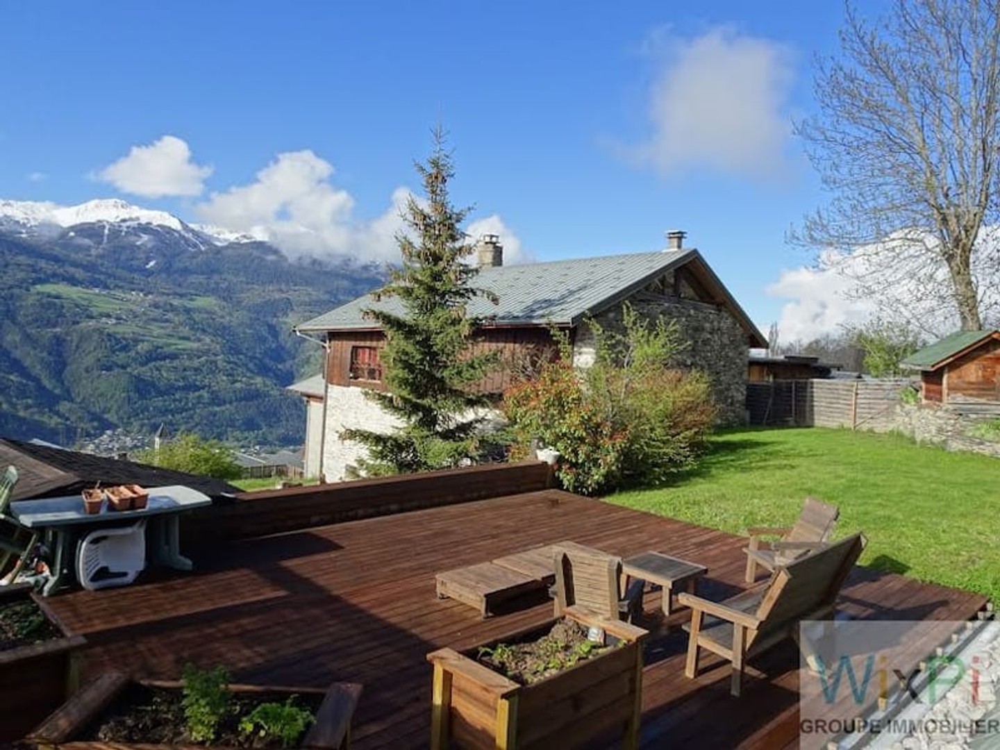 Maison 6 pièces 260 m²